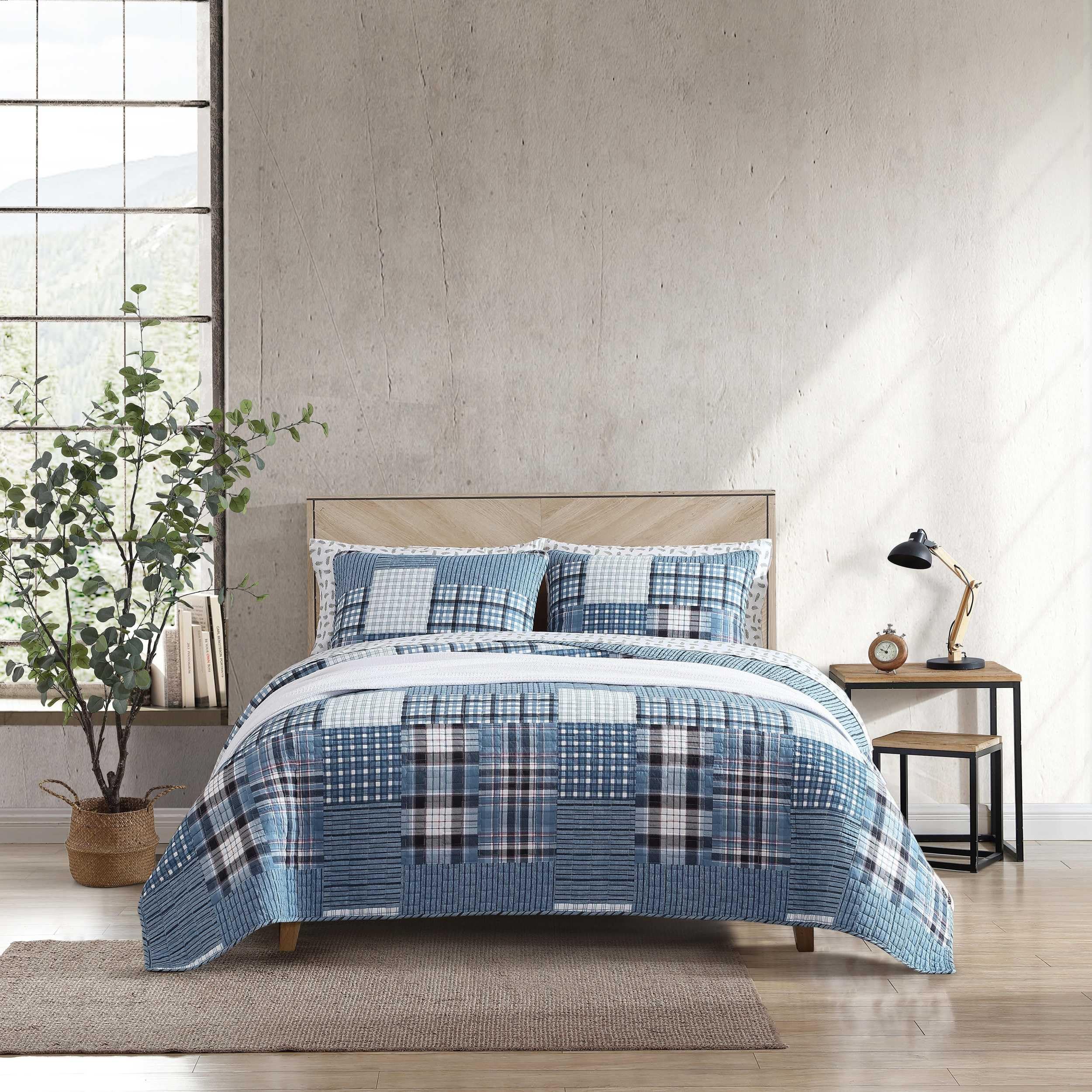 Eddie Bauer - Twin Quilt Set, Reversible Cotton Bedding with Matching Sham, Patchwork Plaid Bedding Set (Hawthorne Blue, Twin)
