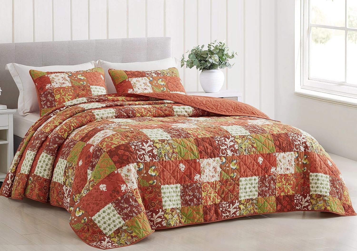 Chezmoi Collection Leilani 3-Piece Boho Washed Cotton Quilt Set Queen Size - Bohemian Quilted Bedding Orange Green White Floral Printed Patchwork Lightweight Bedspread Set for All Season
