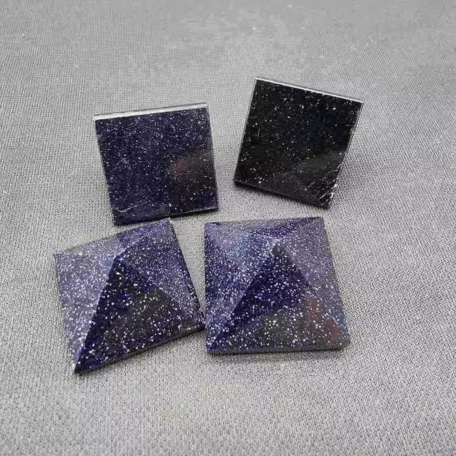 2Pcs Natural Blue Sandstone Pyramid Quartz Crystal Tower Decors