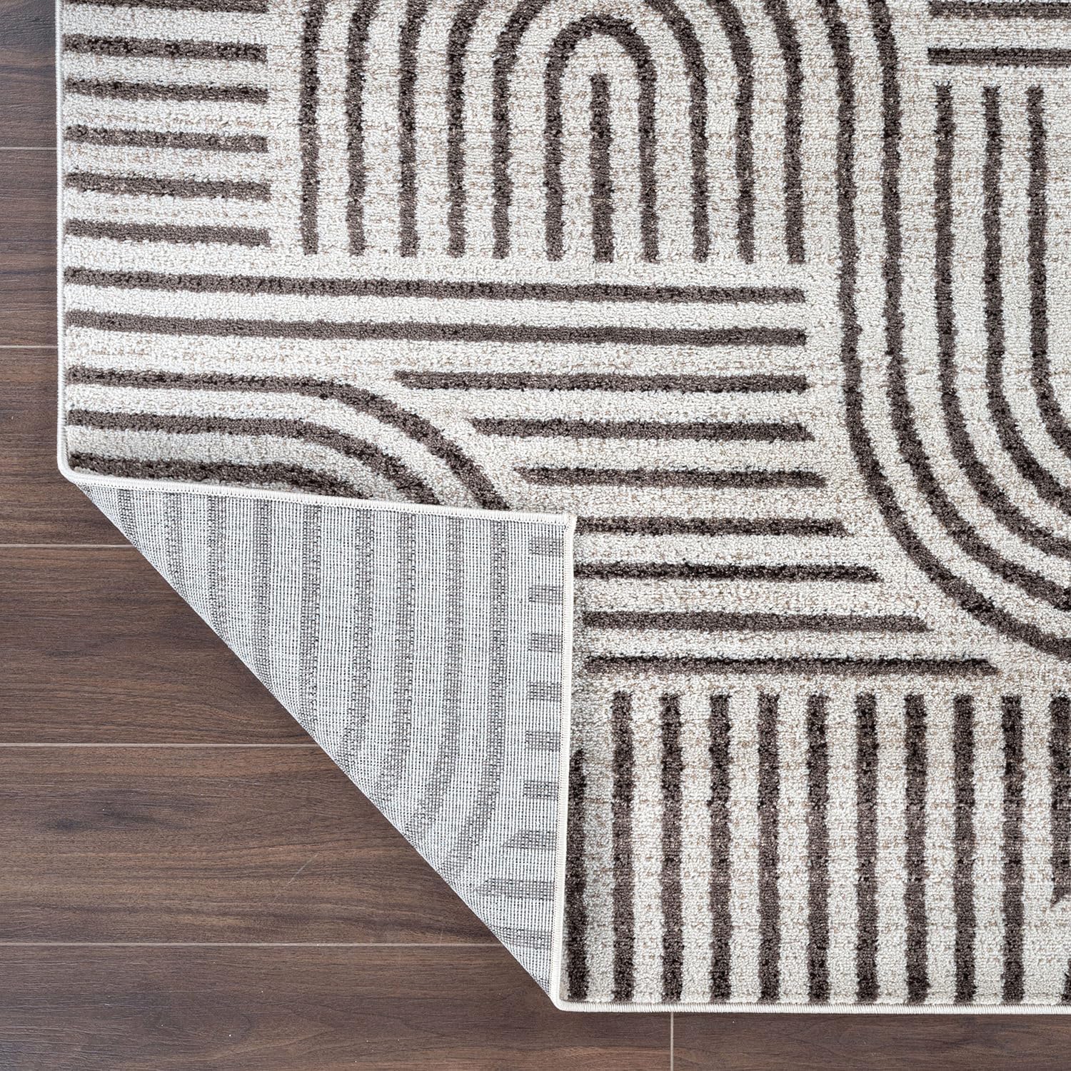 Modern Geometric Brown and Ivory Synthetic Area Rug 7'10" x 10'