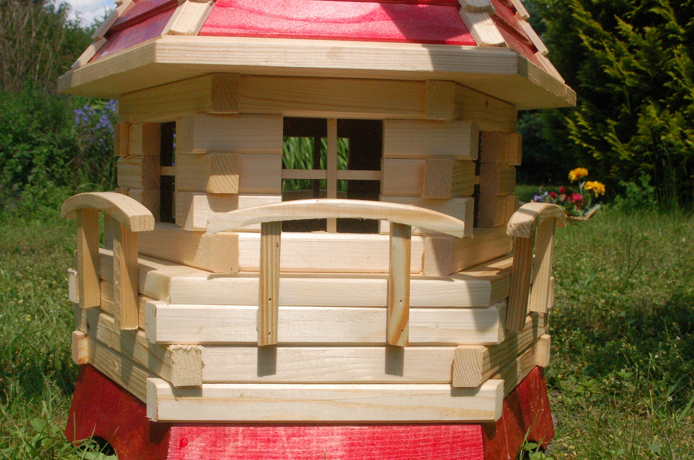 Windmühle, Gartenwindmühle, Windmühlen aus Holz, kugelgelagert Beleuchtung Solar 1,25m (rot)