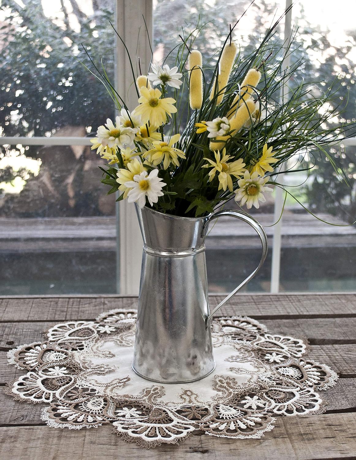 White Cocoa Earth Tones Jacquard Peacock Tail Lace Doily, Placemat, Table Centerpiece (15 Inch Round) (Pack of 2)