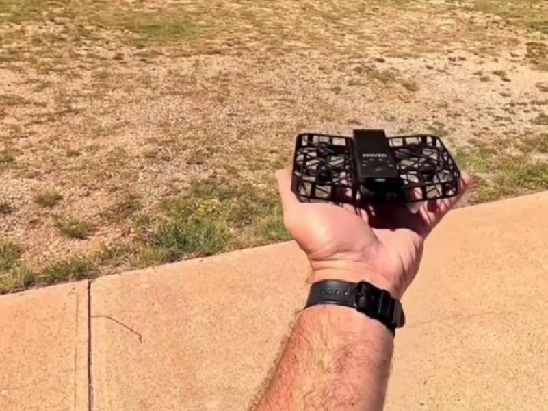 Drone HOVERAir X1 Bianco - Fotocamera Volante Tascabile Con HDR E Tracking Intelligente