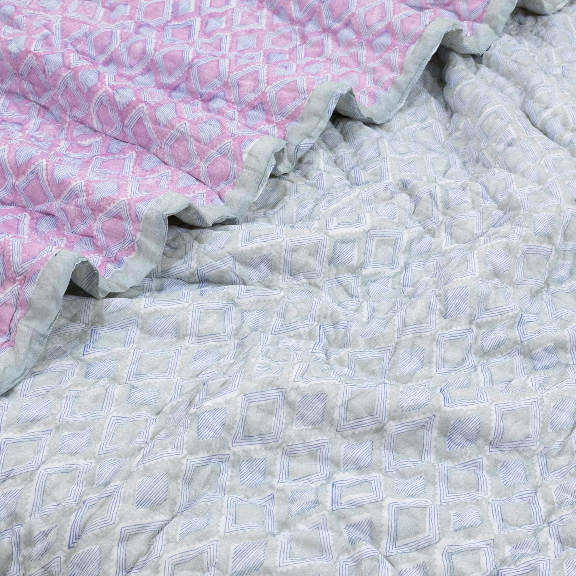 Jaipuri Quilt - Handcrafted Indian Comfort -7