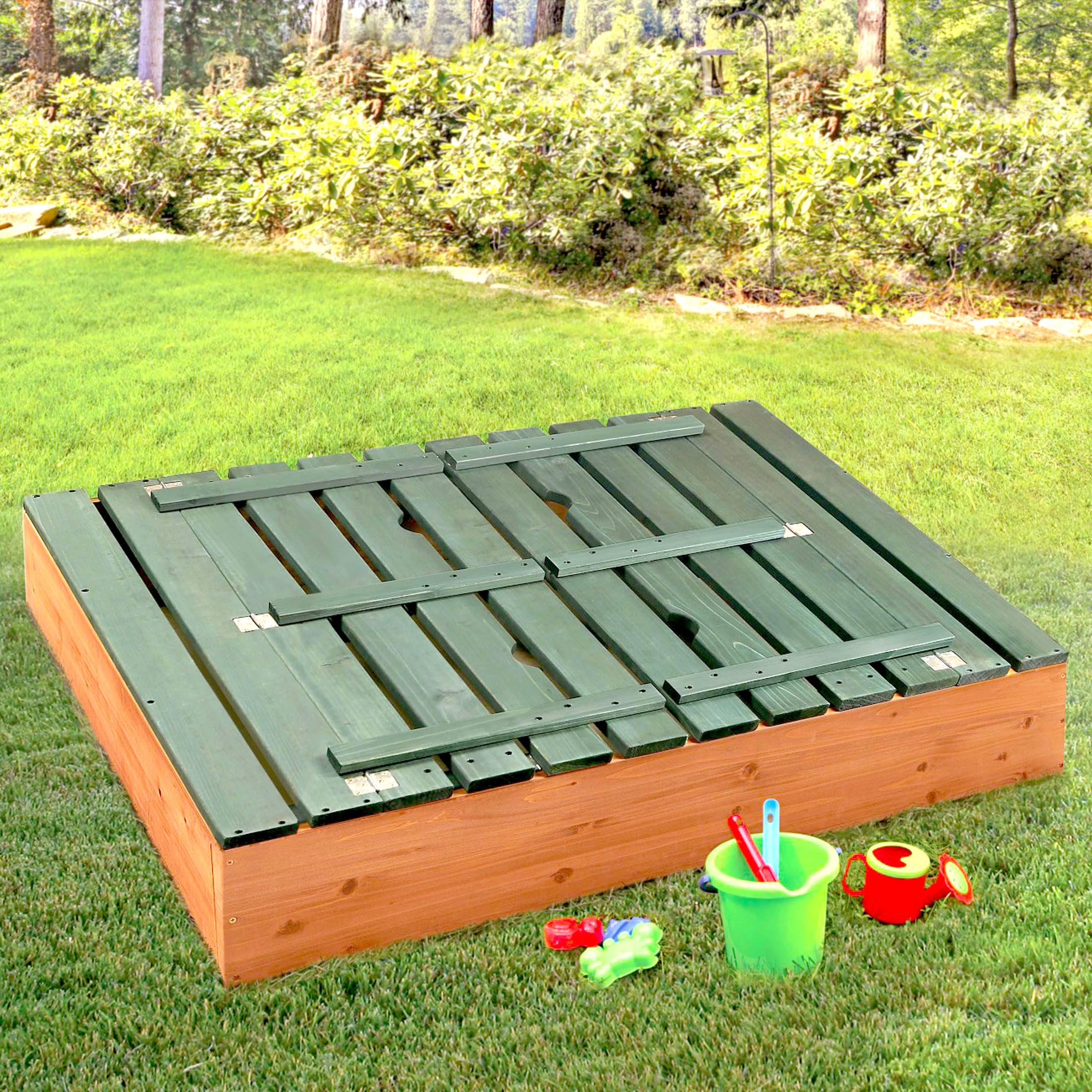 Badger Basket Sandbox in legno con coperchio e panche, grande sabbiera da esterno per bambini in cedro, copertura pieghevole, set da gioco per sedie e cortile, naturale/verde