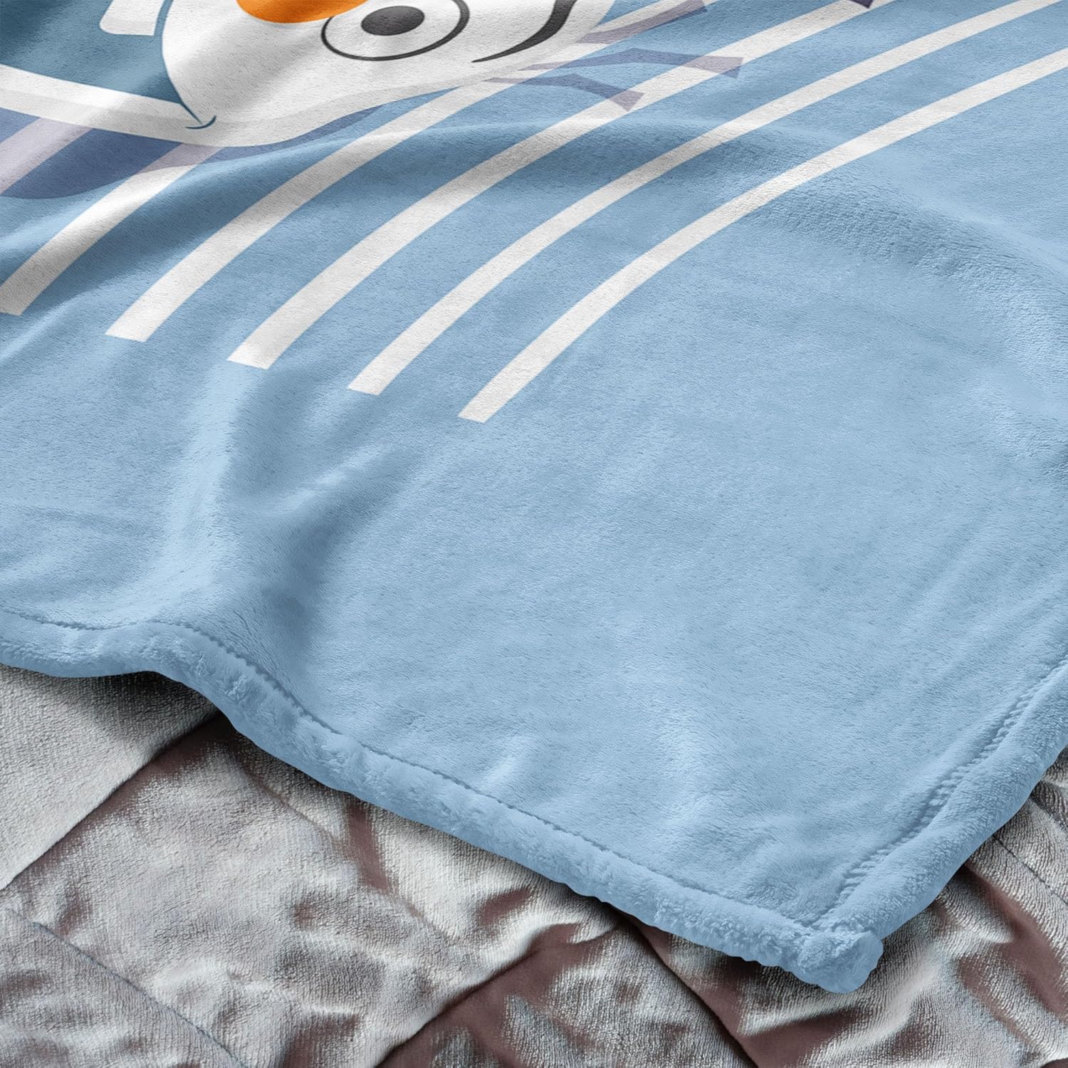 Disney Frozen, Beach Olaf, Silk Touch Throw Blanket, 40 x 50 Inches