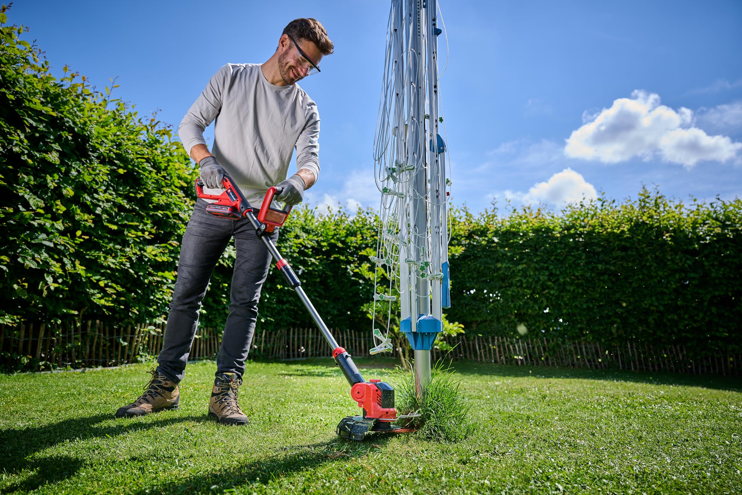 Einhell Akku-Rasentrimmer GE-CT 18/25 Li-Solo | PXC | 18 V | 25 cm Schnittbreite | Messerkopf | Motorkopf dreh- & neigbar | 20x Kunststoffmesser | ohne Akku