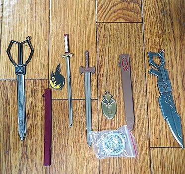 Amazon.co.jp: [千葉から発送] キーホルダーセット アカメが斬る 武器