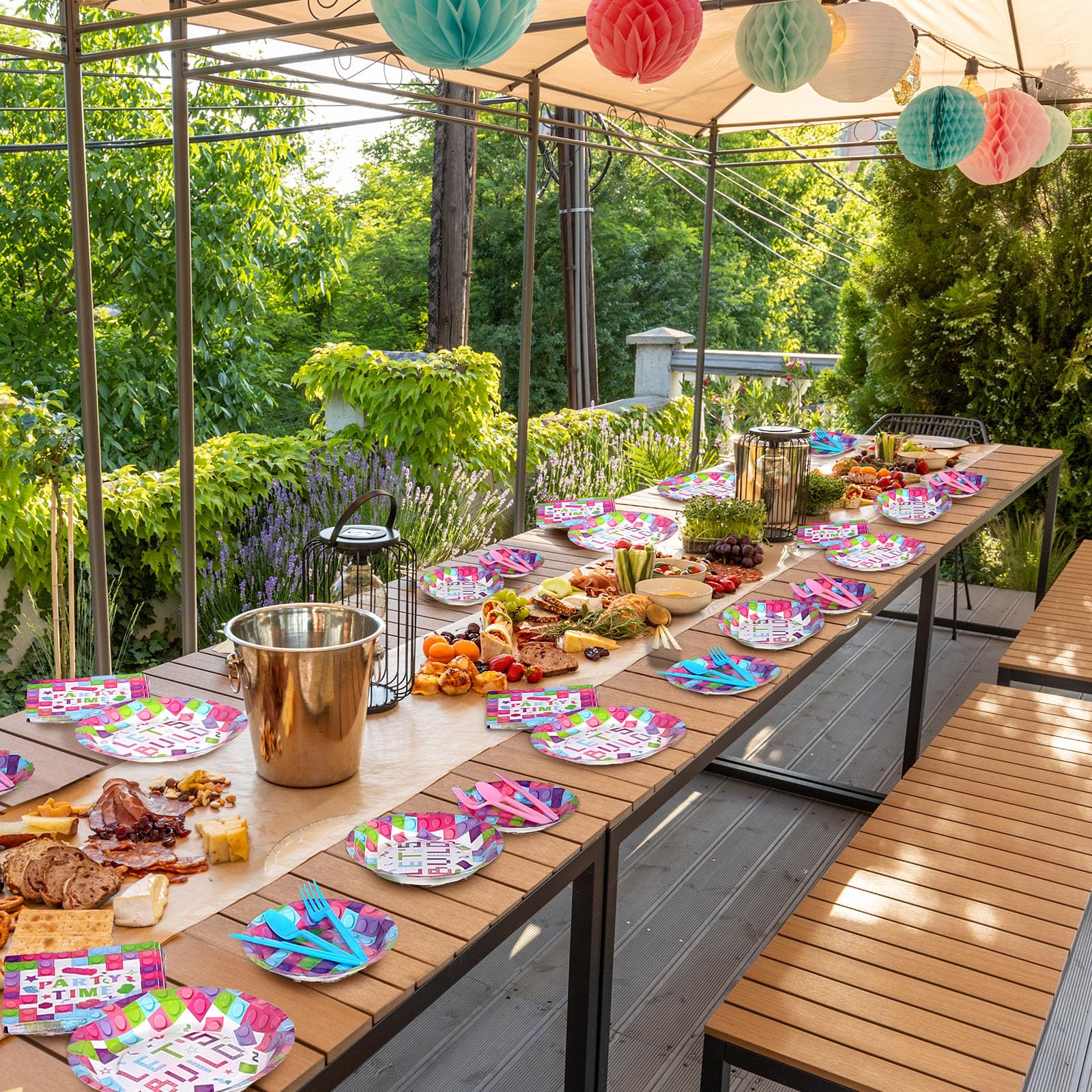 Gejoy 96 Pcs Building Block Birthday Party Supplies, Maldives