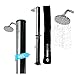 Produktbild NovaTerra Solardusche schwarz/silber mit 35L Tank - Gartendusche & Campingdusche mit Regenduschkopf, Fußdusche, Schutzhaube & Ablageschale - Duschsystem für Garten & Camping, Wassererwärmung bis 60°C