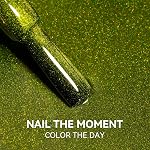 MEGIOR 15ML Aurora Green Cat Eye Gel Nail Polish -Glitter Shade, UV Light Cure with Magnet Effect for Home DIY Manicure