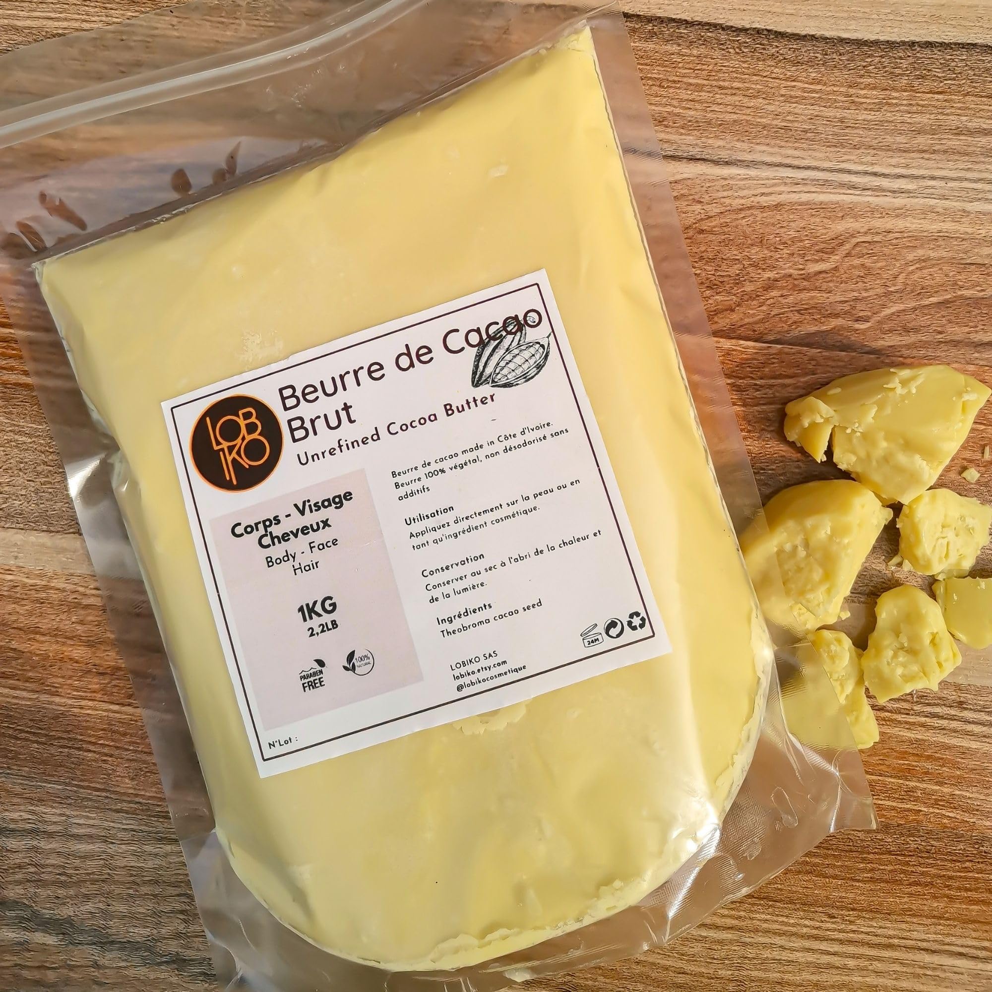 1kg Beurre de cacao brut, pur, 100% naturel, non raffiné - De Côte d'Ivoire - Non OGM - Riche en Antioxydants et Acides Essentiels Sans Additifs - Cheveux Corps - Anti Rides - Relaxation - Massage