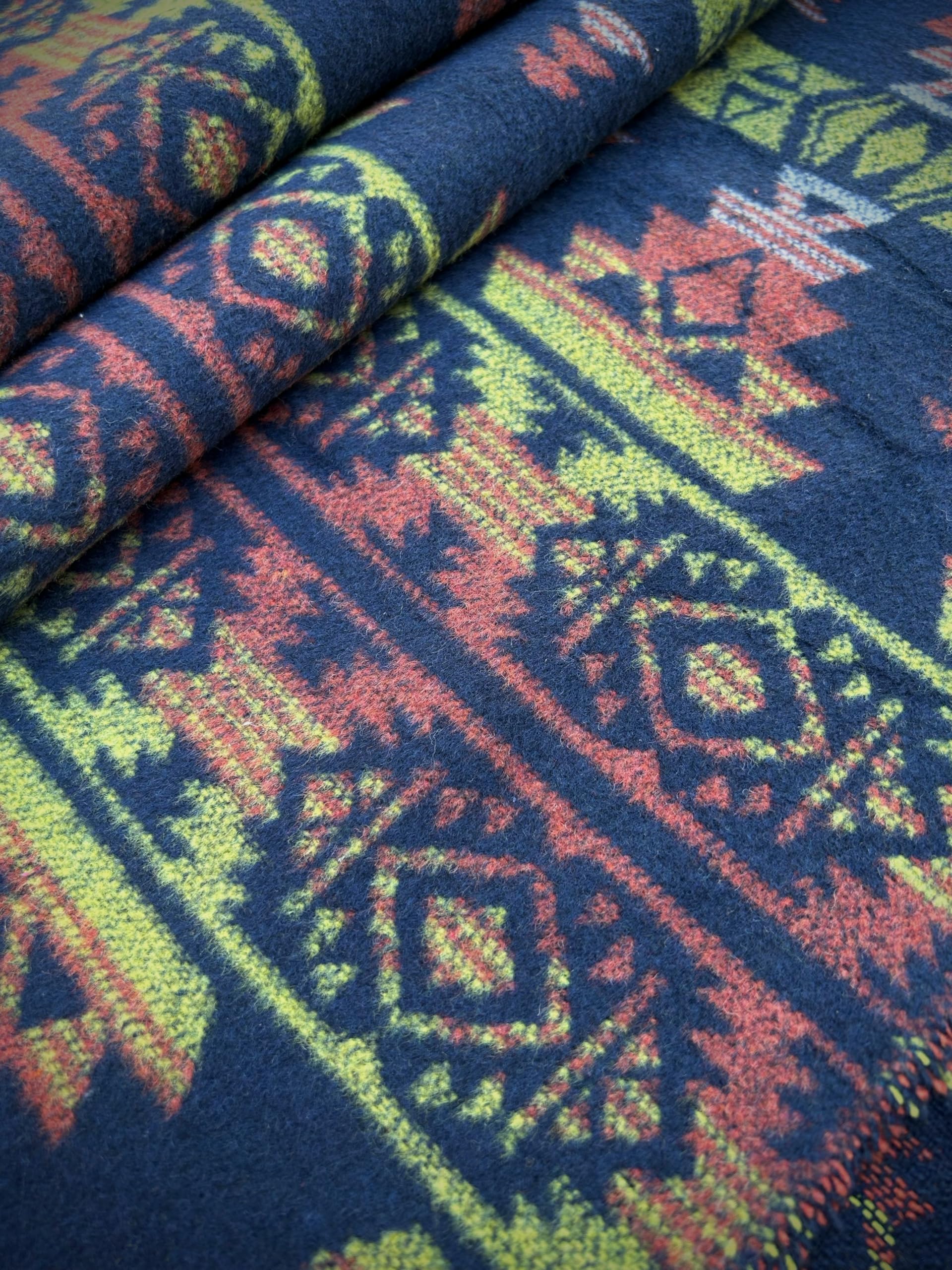 Amazon | ジャガード 厚手生地 オルテガ柄 ネイティブ柄 生地 布