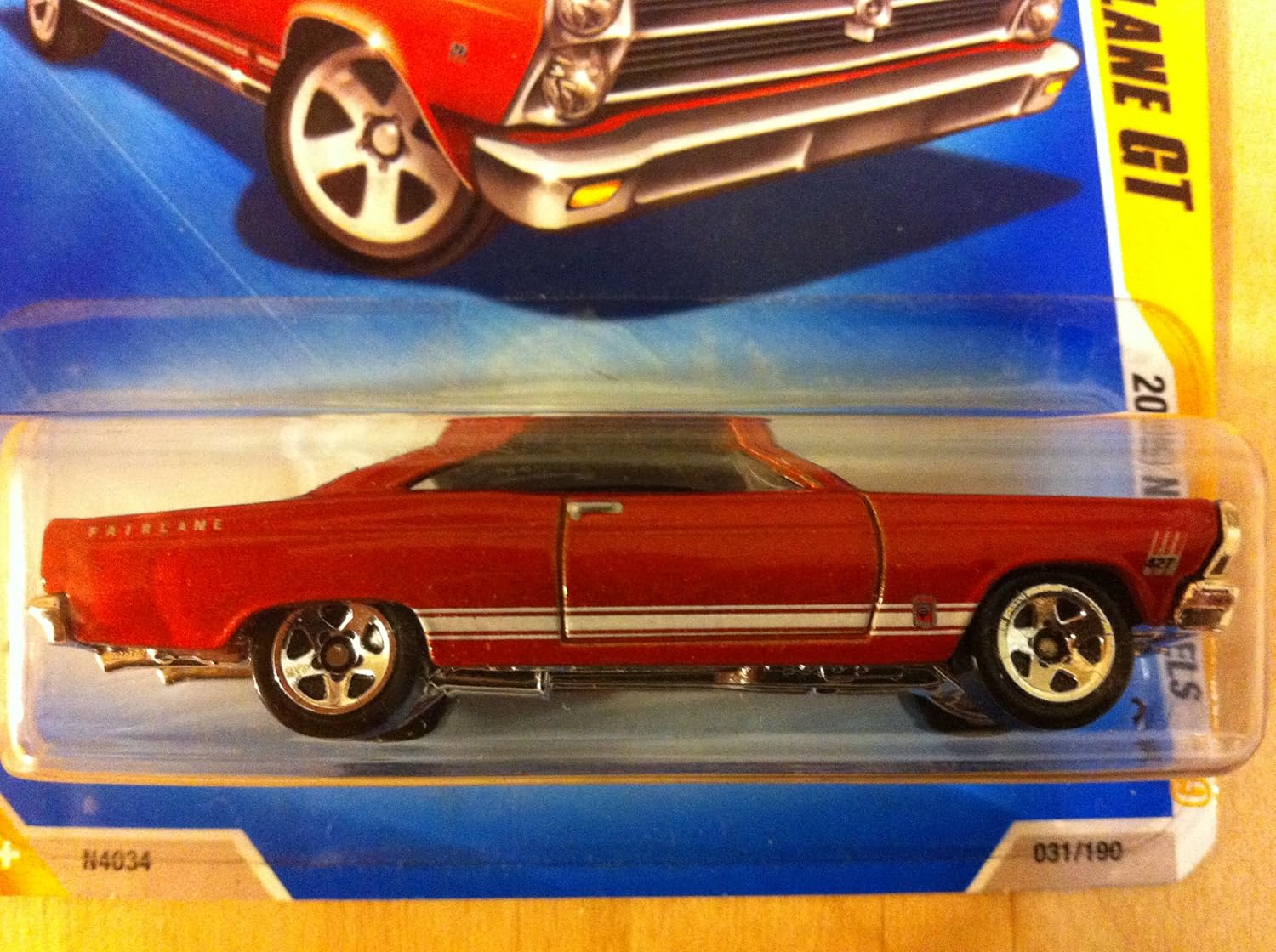 Hot Wheels 2009 031/190 '66 Ford Fairlane GT Red 1:64