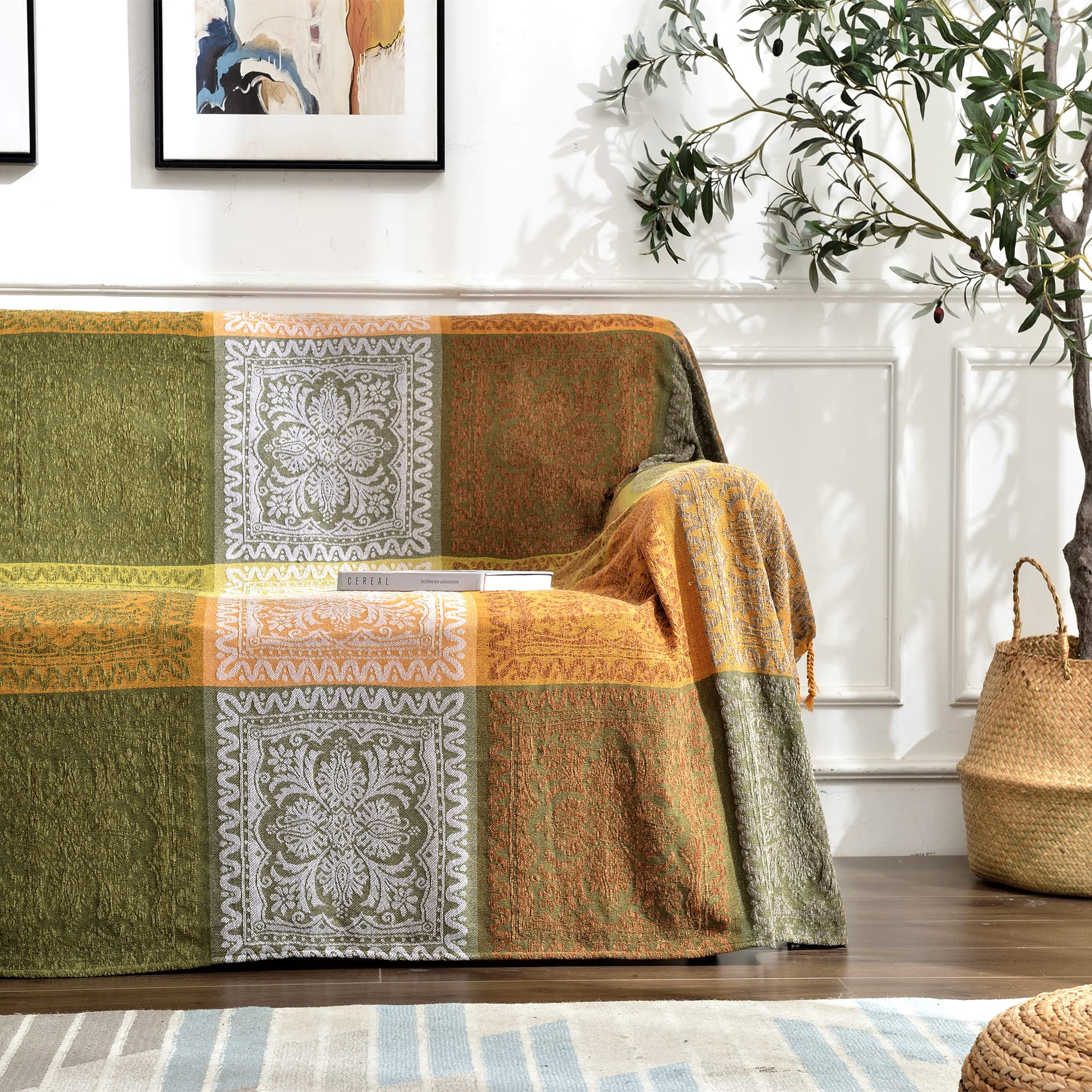 Jeté de lit en chenille verte avec tissage jacquard et détails de pompons