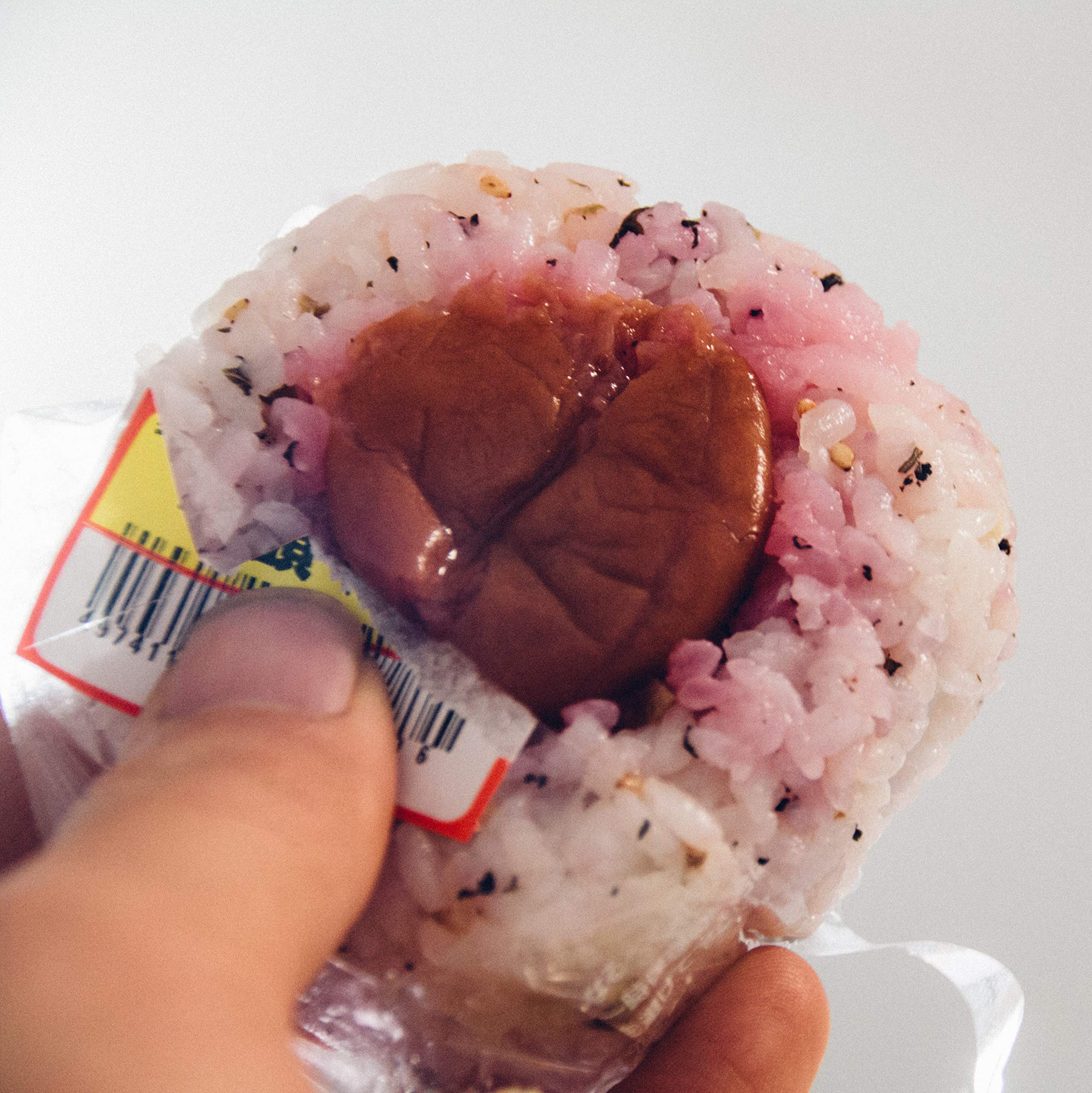 Food-United japanische Umeboshi Salz-Aprikosen-Pflaumen 1000g nur 3 Zutaten Ume Früchte Meersalz Shiso-Blätter ohne Aromen ohne Konservierungsstoffe natürlich fermentiert alte japanische Ess-Tradition