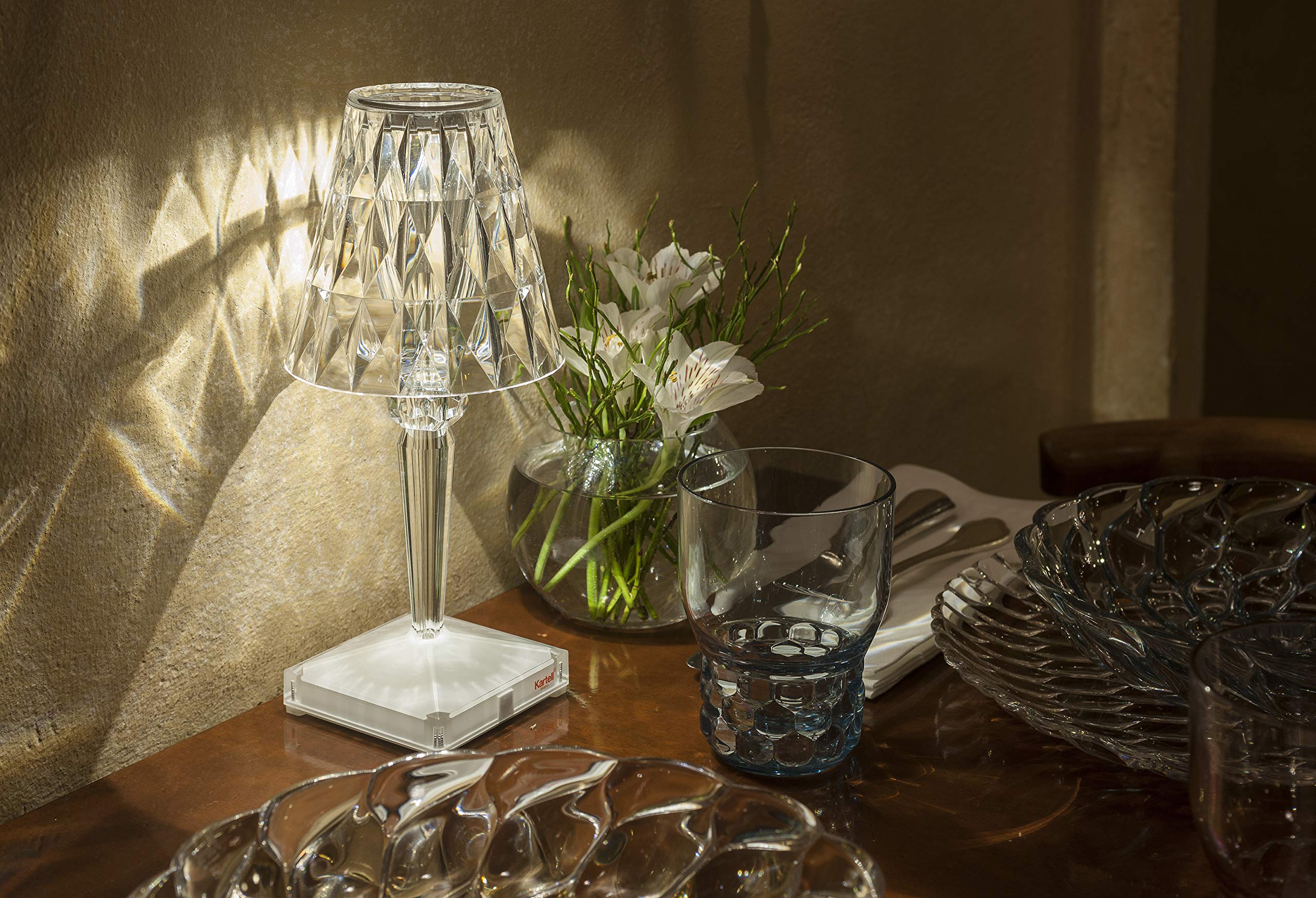 Amazon.co.jp : Kartell カルテル 充電式LEDテーブルランプ BATTERY  