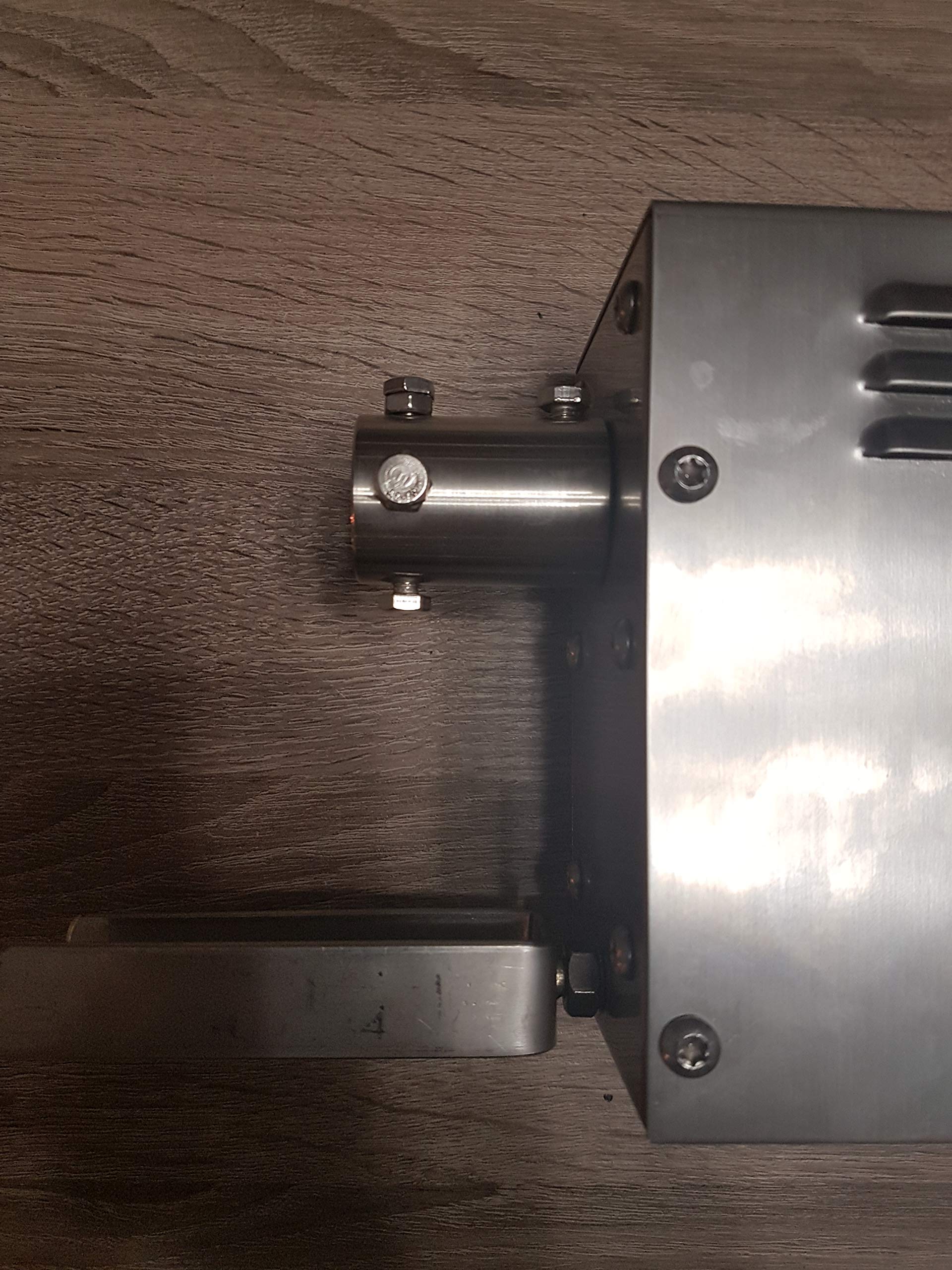 2,1 U/Min im Edelstahlgehäuse mit VA Spießbuchse,Grillmotor bis 100Kg Grillgut