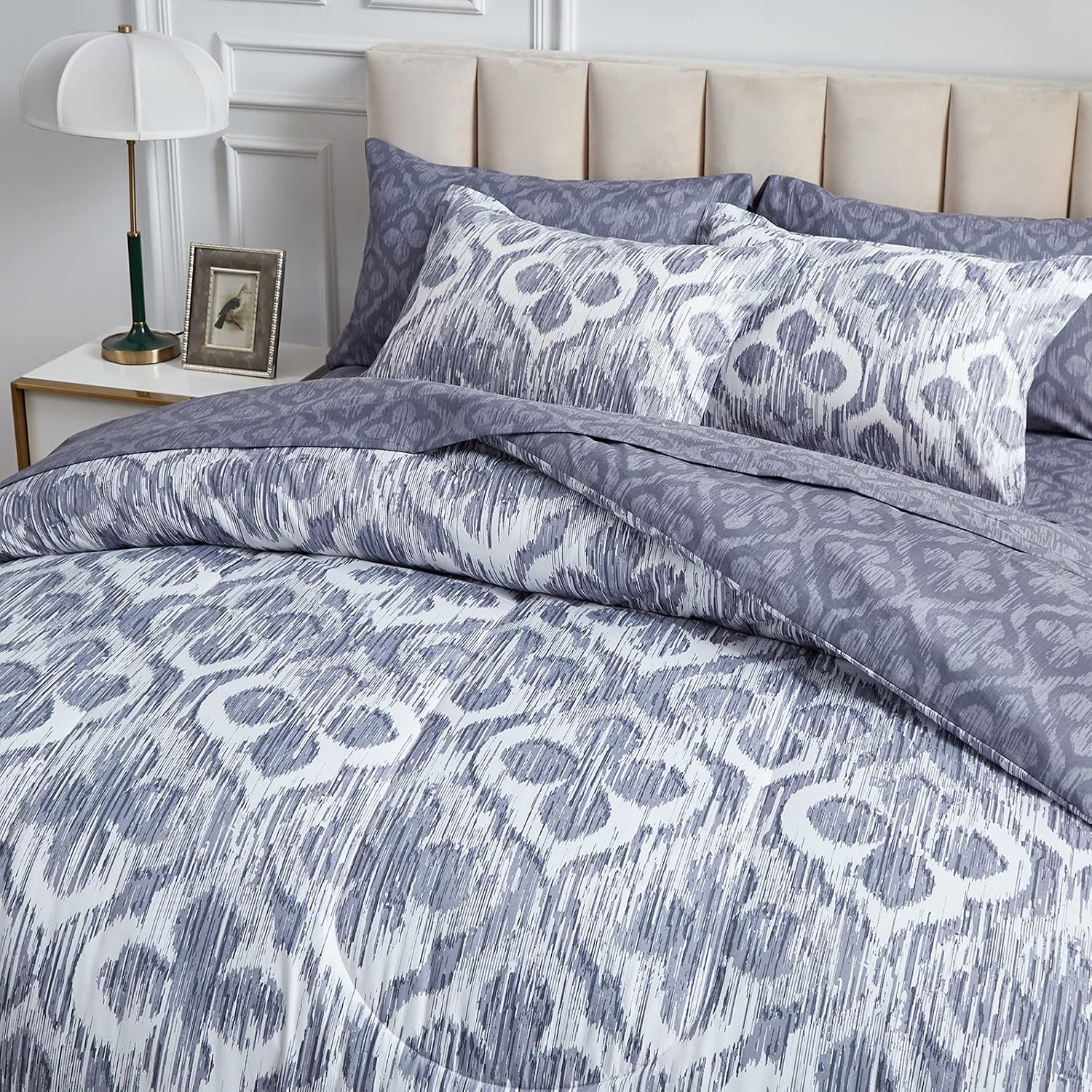 Comforter Sheet Set Bed in a Bag 7 Pieces King Size - Gray Clover - Soft Microfiber Reversible Bedding Set (1 Comforter, 2 Pillow Shams, 1 Flat Sheet, 1 Fitted Sheet, 2 Pillowcases)