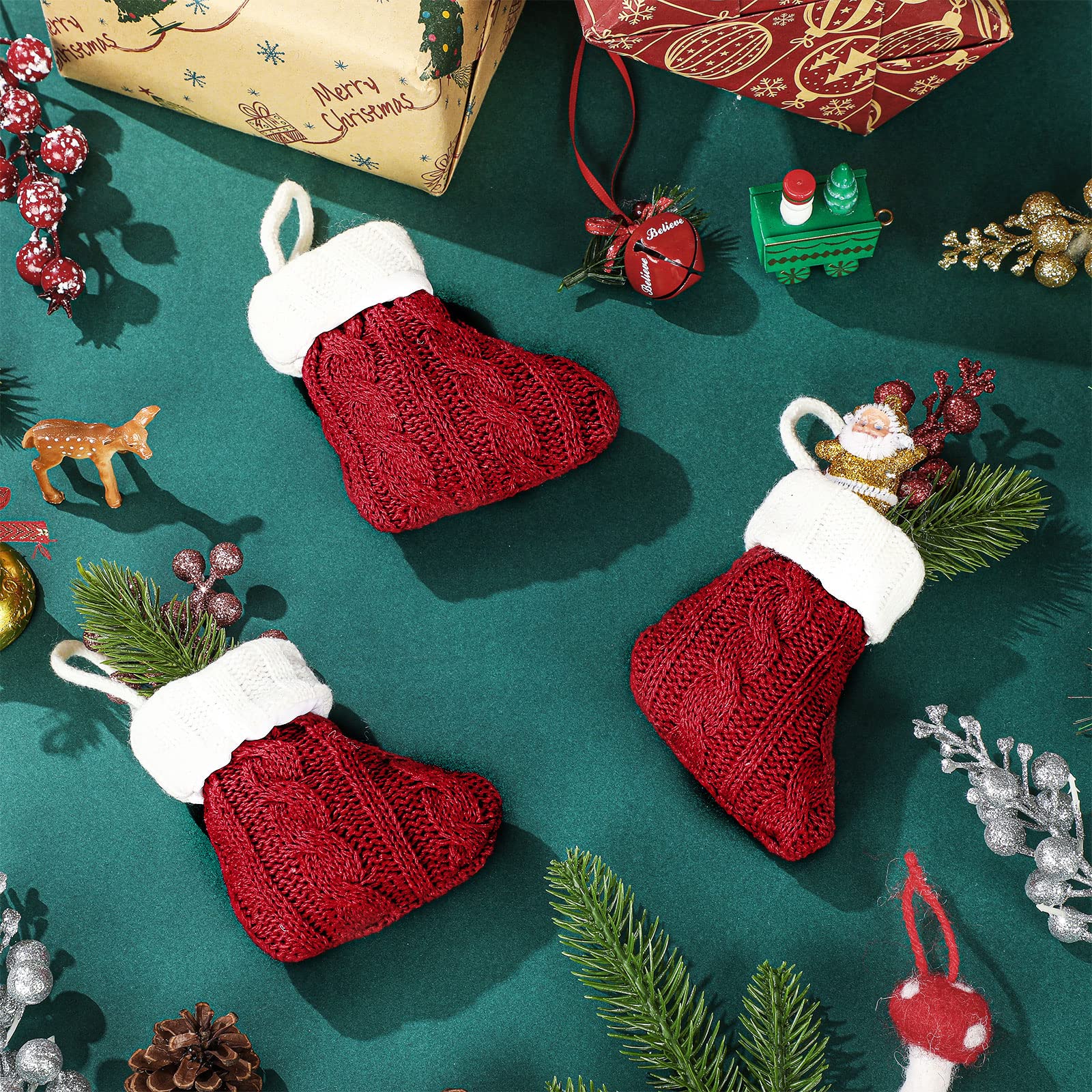 24 Stück Weihnachts-Mini-Strümpfe, roter Zopfstrick, Weihnachten, rustikaler Strumpf, Mini-Strümpfe, Weihnachtsstrümpfe, kleine Urlaub, hängende Dekorationen, Baum, Party-Dekoration