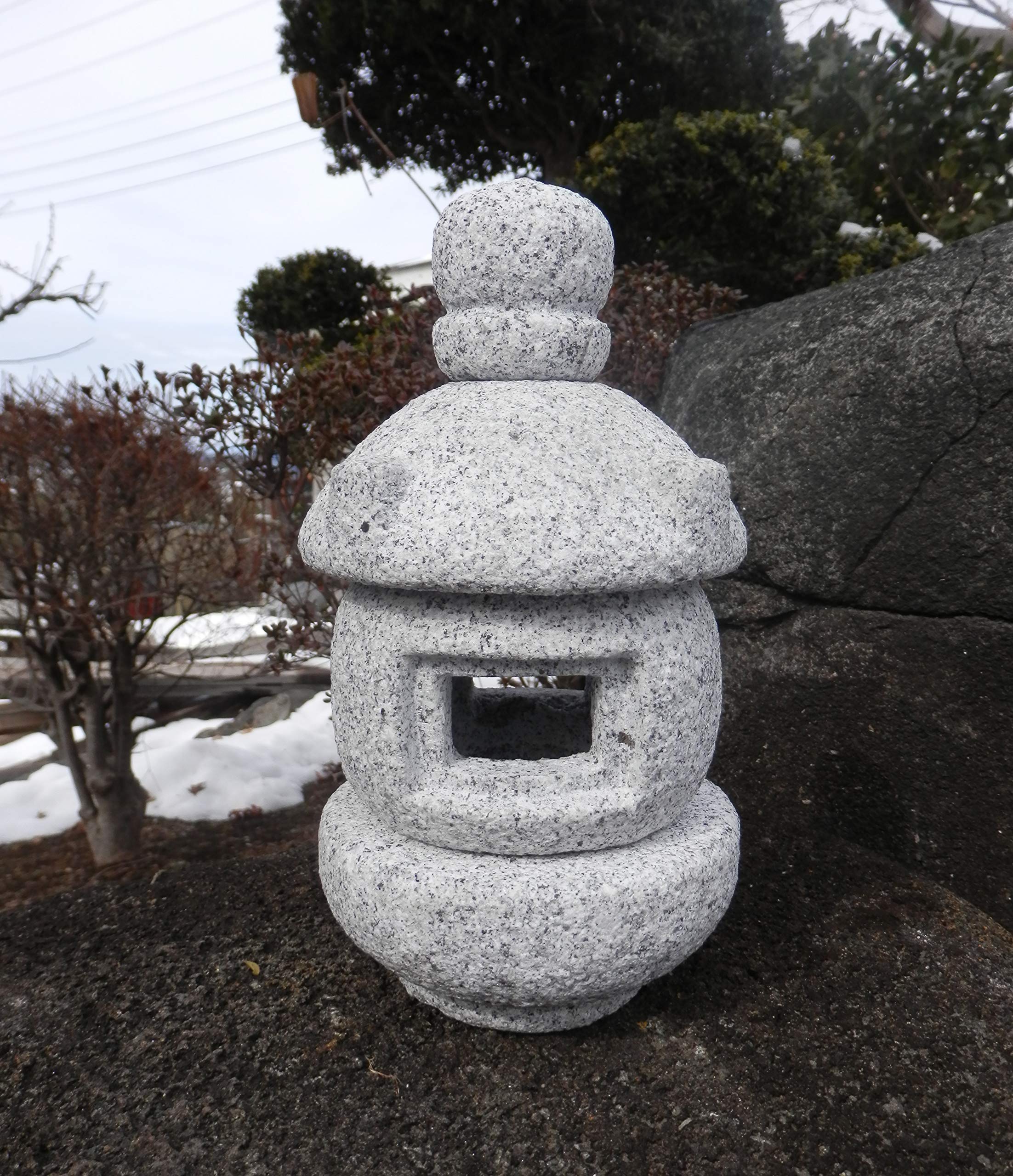 岬形 石製 灯篭デザイン 置物 中型 こだわりの石灯篭】岬灯篭が完成 こだわり2 : 岡崎市 老舗石屋