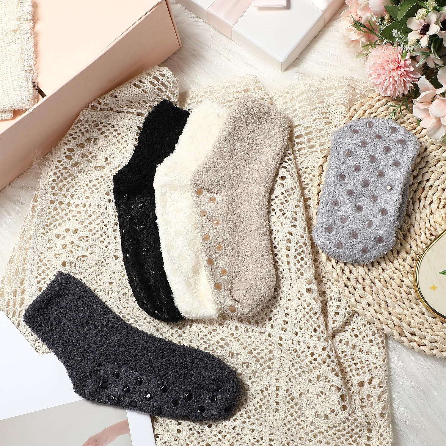 Liitrsh 30 Pack Women Fuzzy Socks Bulk with Grip Winter Warm Fluffy Non Slip Sleeping Sock for Christmas Indoor