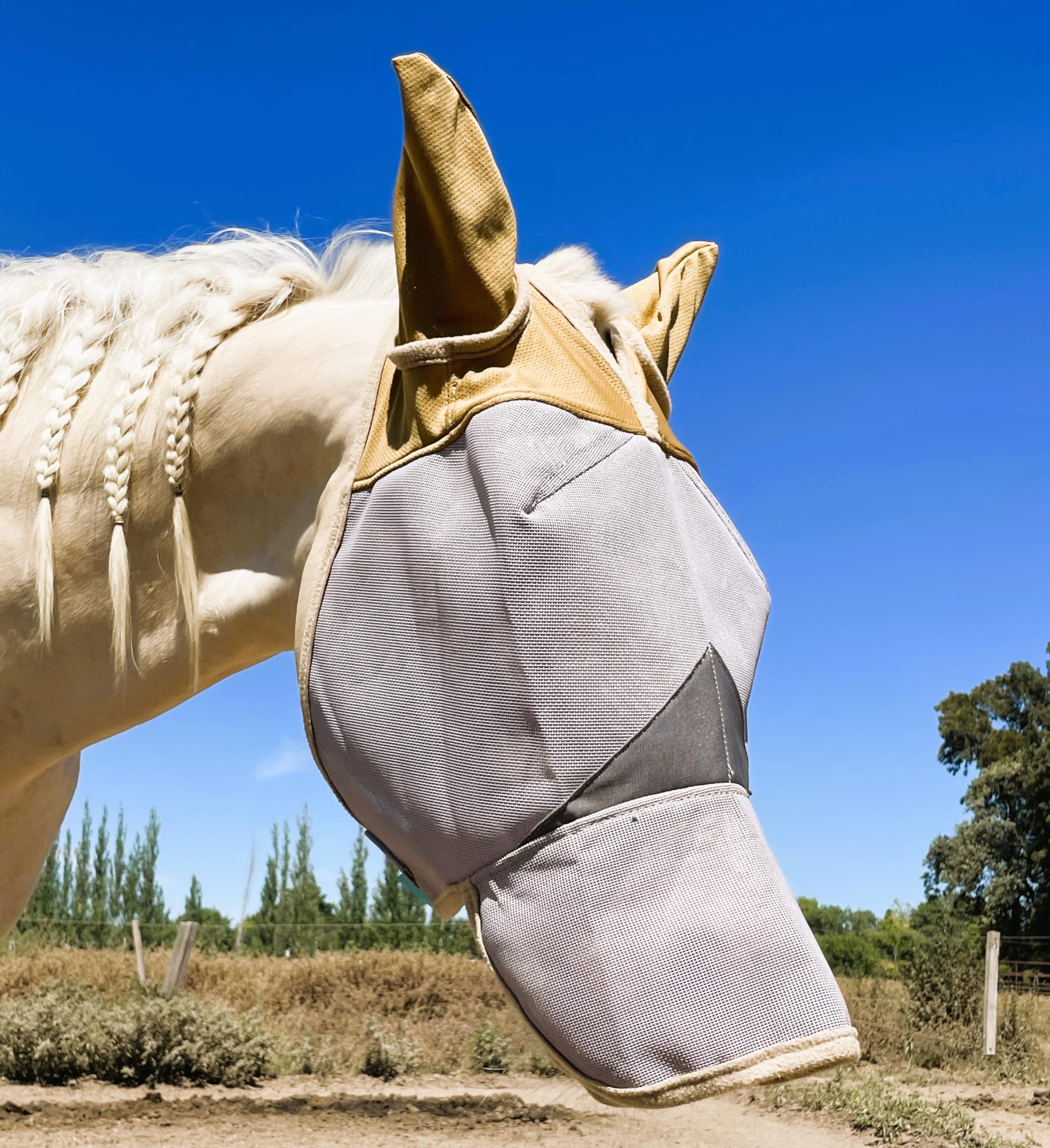 Fly Masks for Horses. Stops Sunburn, 70% Uv-Block. Breathable Fly Mask for Equines, Durable, Comfortable Fit for All-Day Protection. Horse Size, Fly Mask with Ears and Nose