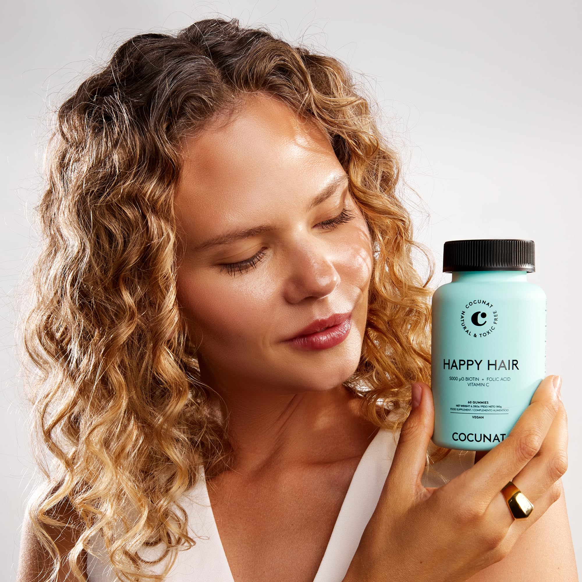 COCUNAT Haarpflege-Set Happy Hair + Savior Kräftigt das Haar | Komplettes Haarpflege-Set, das das Haar schützt und von innen und außen kräftigt.