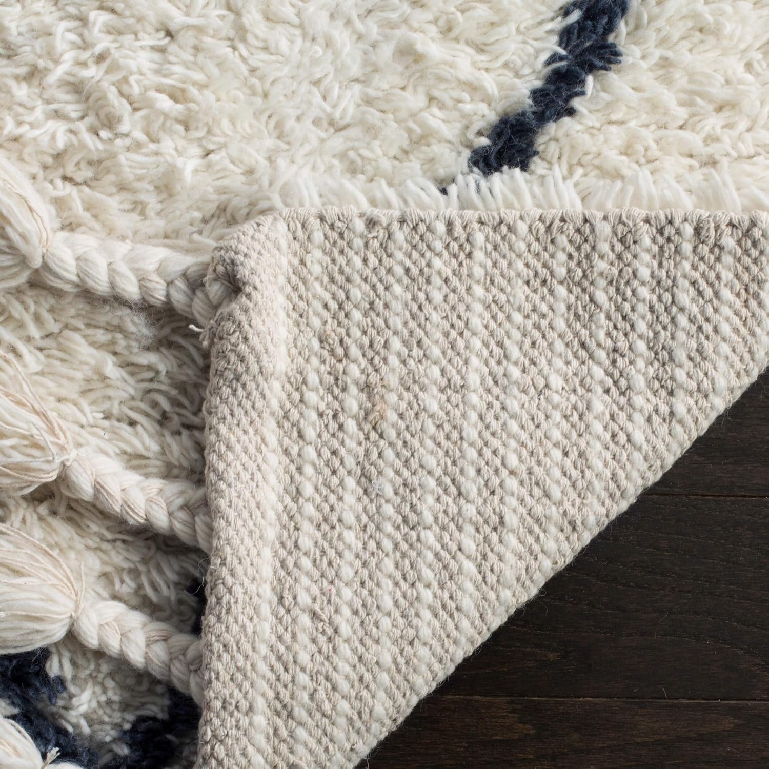 SAFAVIEH Casablanca Shag Collection 4' x 6' Ivory/Grey CSB726A Handmade Moroccan Trellis Tassel Premium New Zealand Wool 1-inch Thick Area Rug