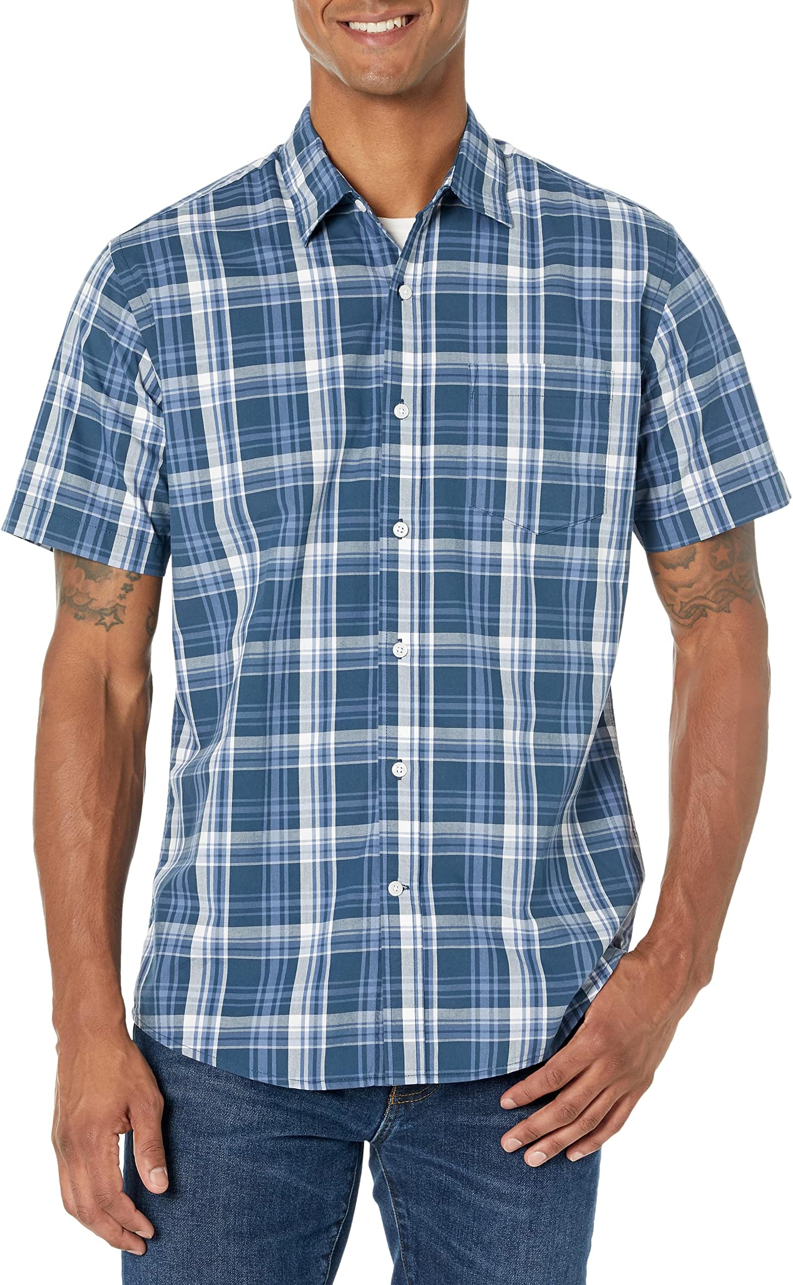 Amazon Essentials Men's Regular-Fit Short-Sleeve Poplin Shirt