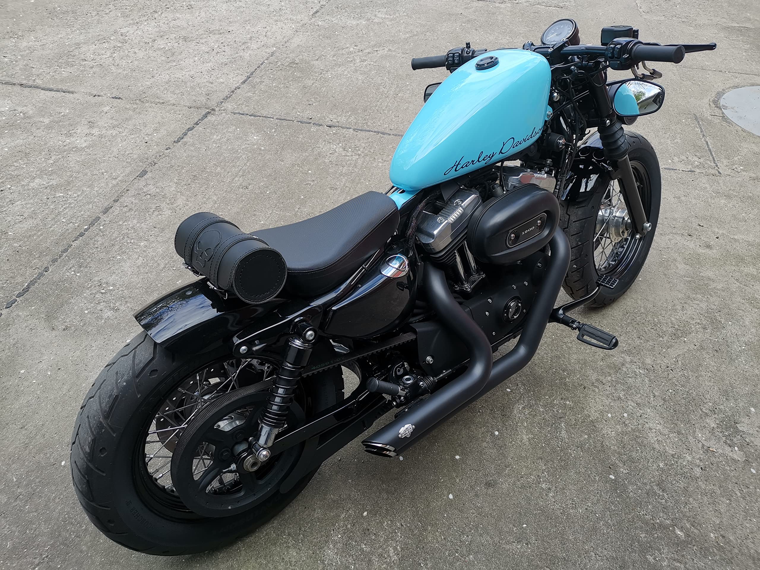 Seitenrolle Tool Skull kompatibel mit Harley Davidson Softail Streetbob Cruiser Dyna Sportster Shovelhead Motorradrolle universell