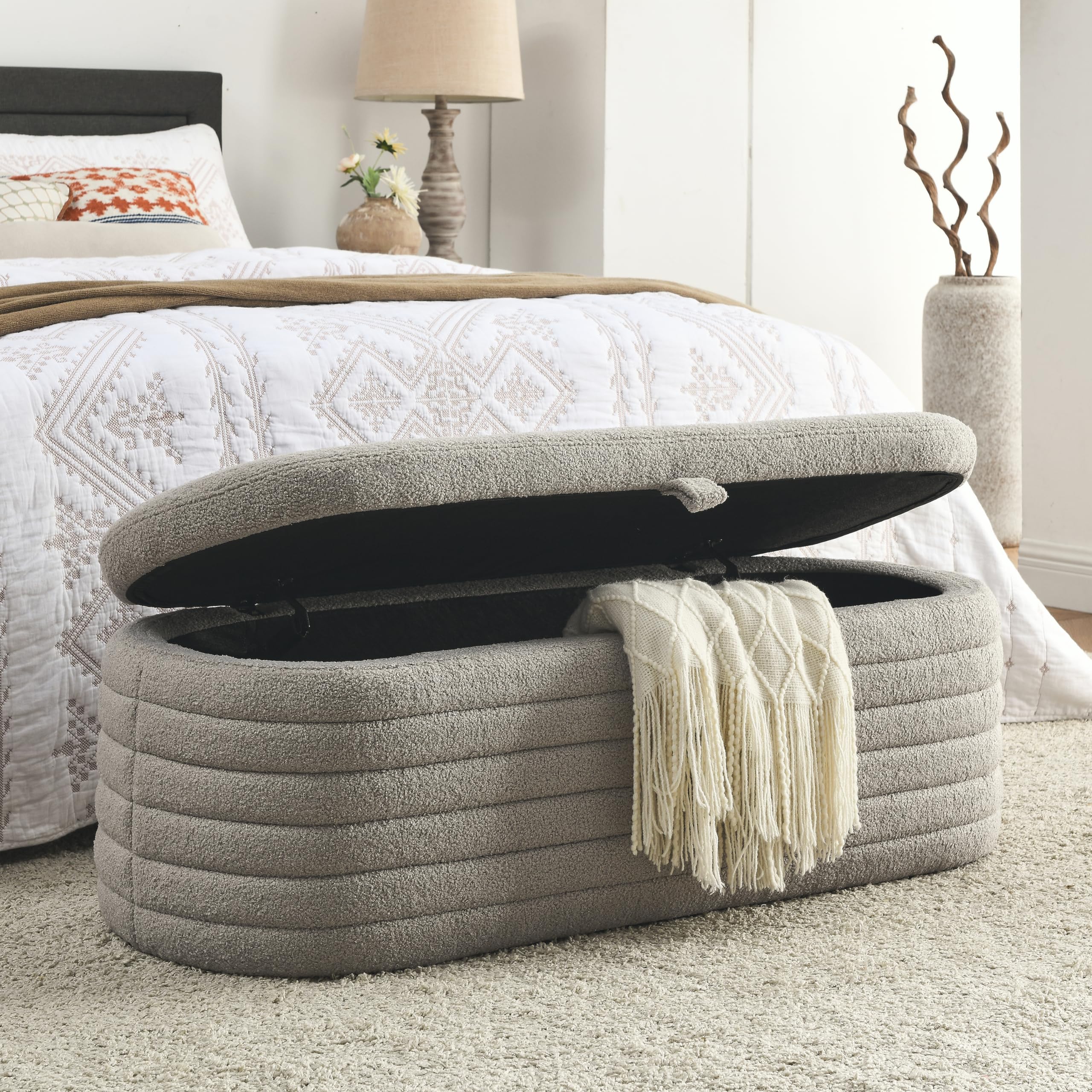 Tabouret de rangement en tissu pour sublimer l'entrée de la maison