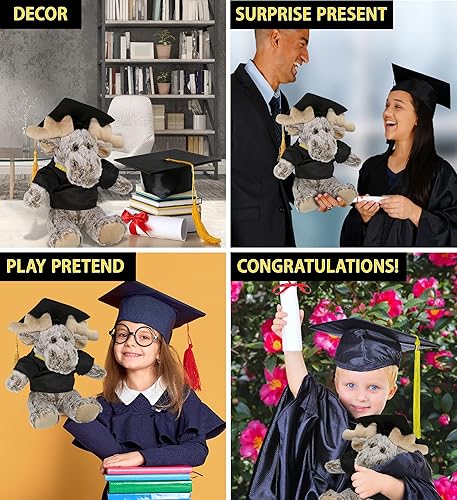 Miniatura 4 de DolliBu Alce sentado con suéter de peluche de graduación – Peluche de graduación súper suave con bata y gorra con traje de borla con personalización