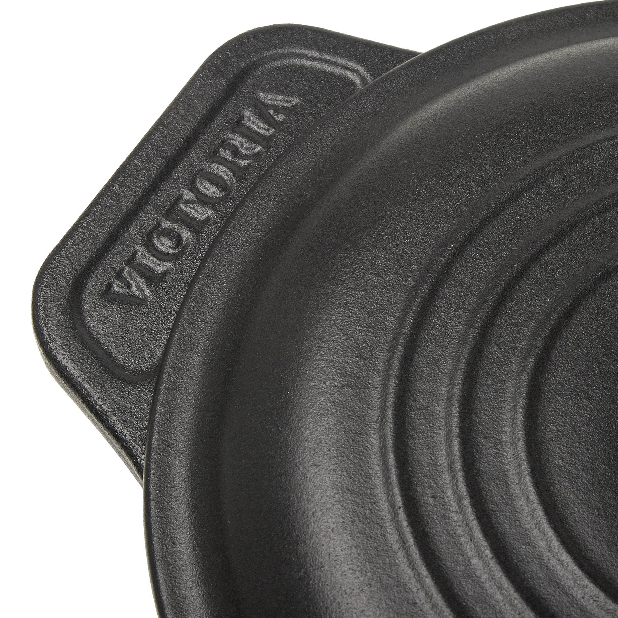 Victoria Cocotte Induction Fonte Émaillée 20cm, Dutch Oven 1,9L, Four Hollandais Sans PTFE et PFOA, Convient pour Feu, Barbecue, Four, Vitrocéramique, Gaz