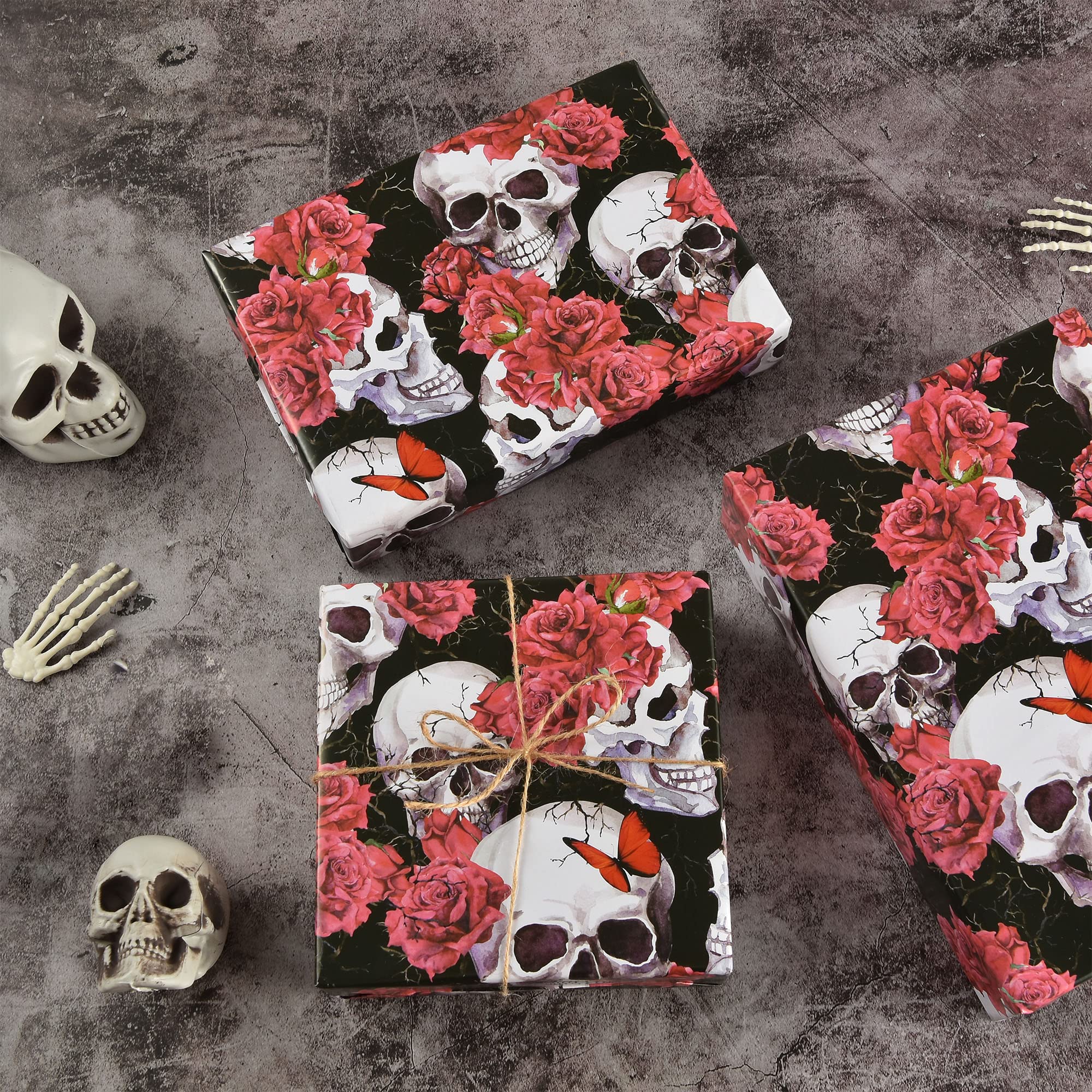 Titiweet Gotycki papier do pakowania Halloween - wzór czaszki i kwiatów, 6 arkuszy papieru do pakowania prezentów na Halloween, Boże Narodzenie, 50 x 61 cm na arkusz
