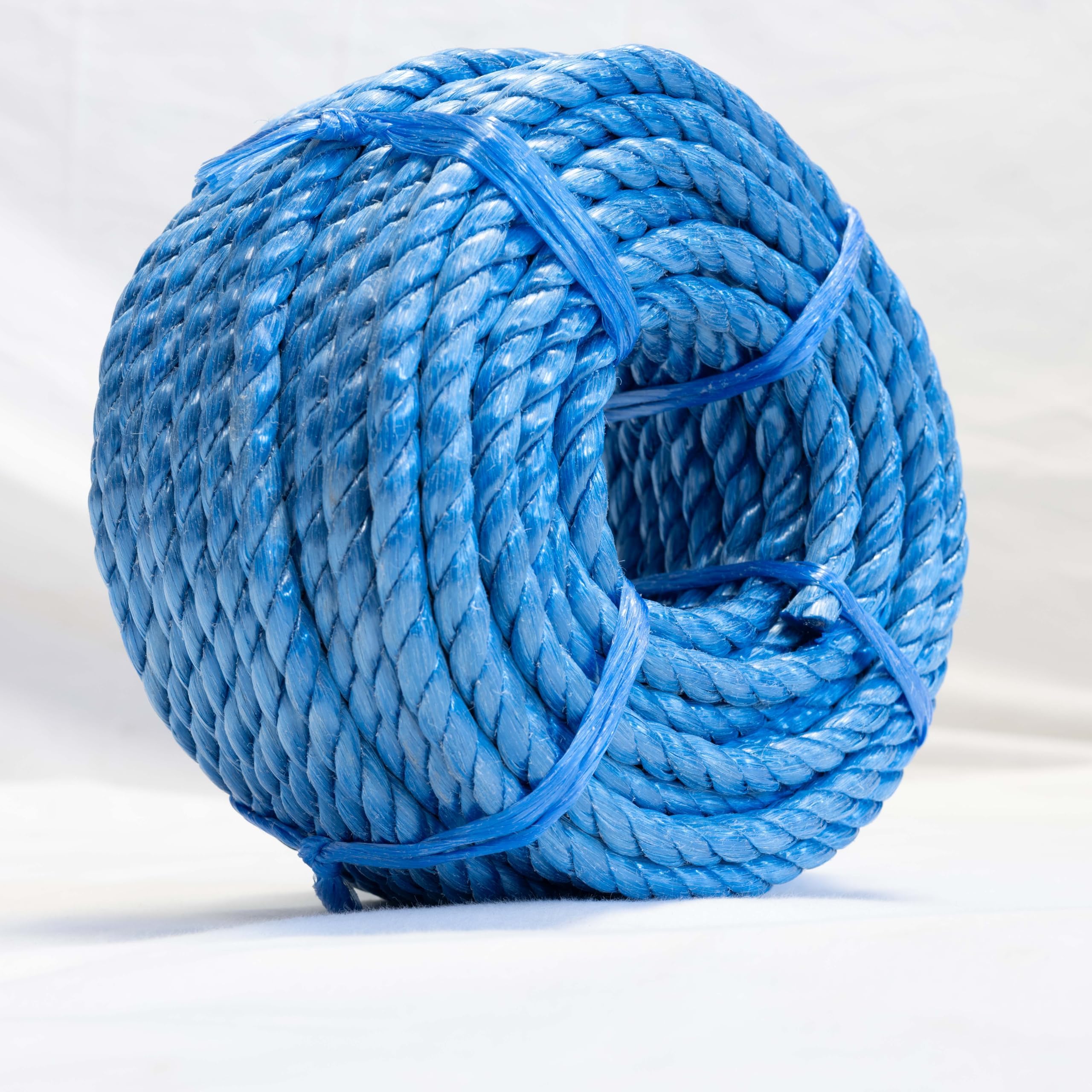 (8mm x 30m) Mini Coil Poly Rope – Strong Lorry Rope for Trailer, Outdoor Use – Durable, Blue, Multipurpose