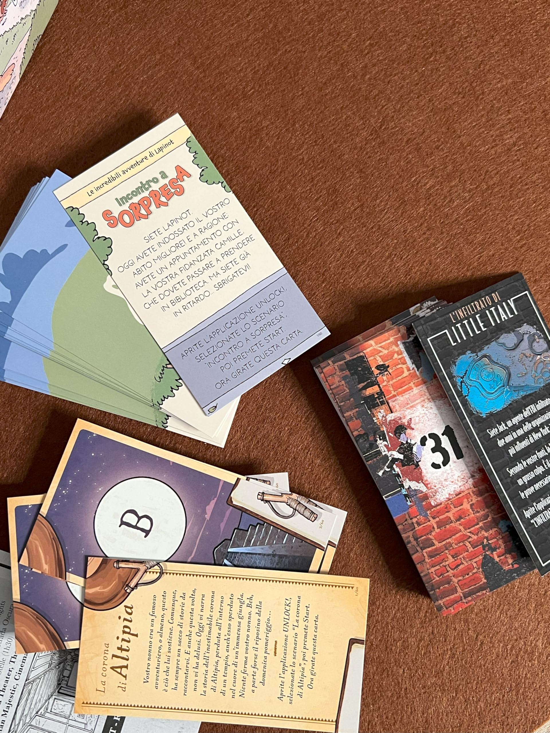 Asmodee Unlock! Risky Adventures, Gioco da Tavolo di Enigmi, 10+ Anni, 1-6 Giocatori, Edizione in Italiano