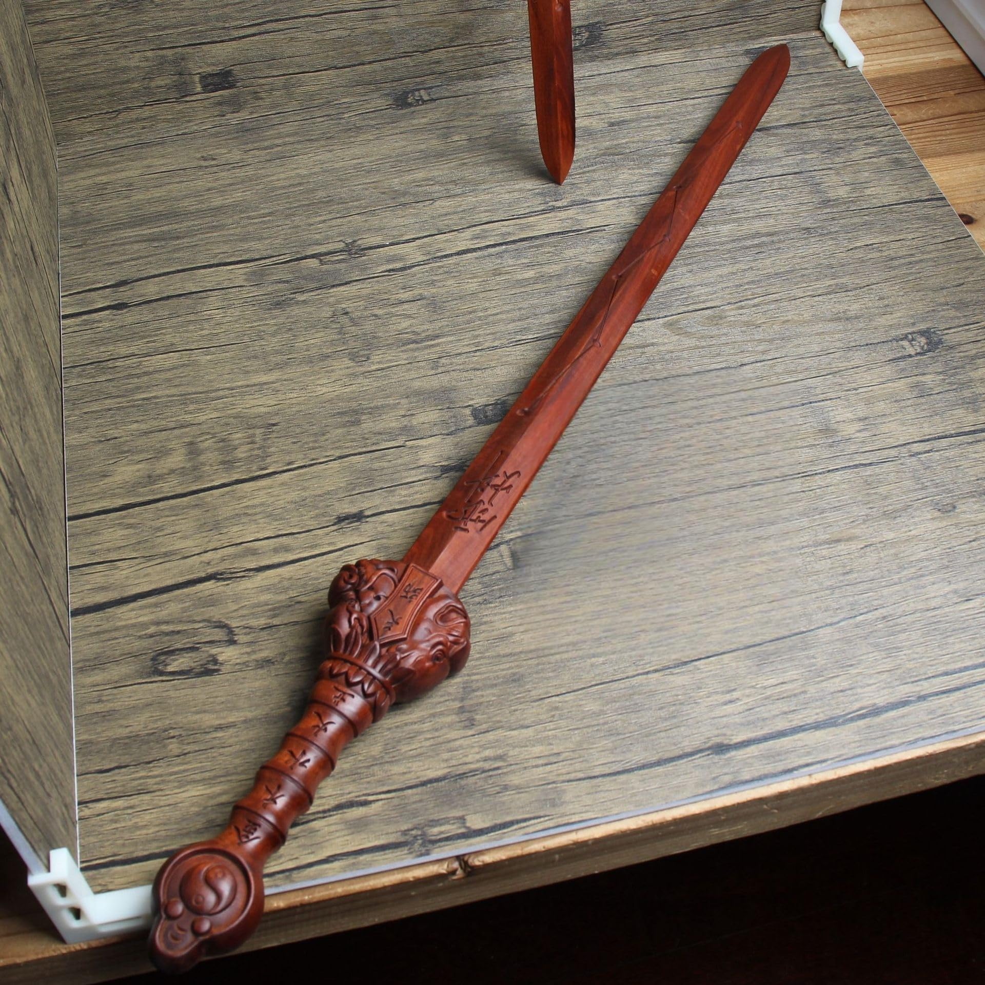 Amazon.co.jp: GriMei 桃木剣 風水剣 法剣 天師の剣 七星剣 木刀 木剣