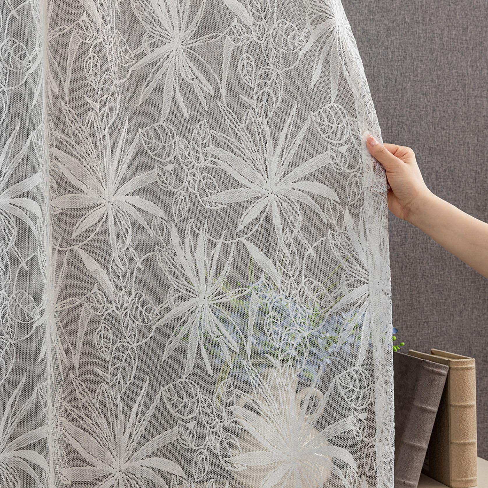 Jacquard Scheibengardine mit zarten Maple Blättermuster halbtransparente weiße Bistrogardine mit Kräuselband für Wohnzimmer & Balkon 1 Stück HxB 145x300cm