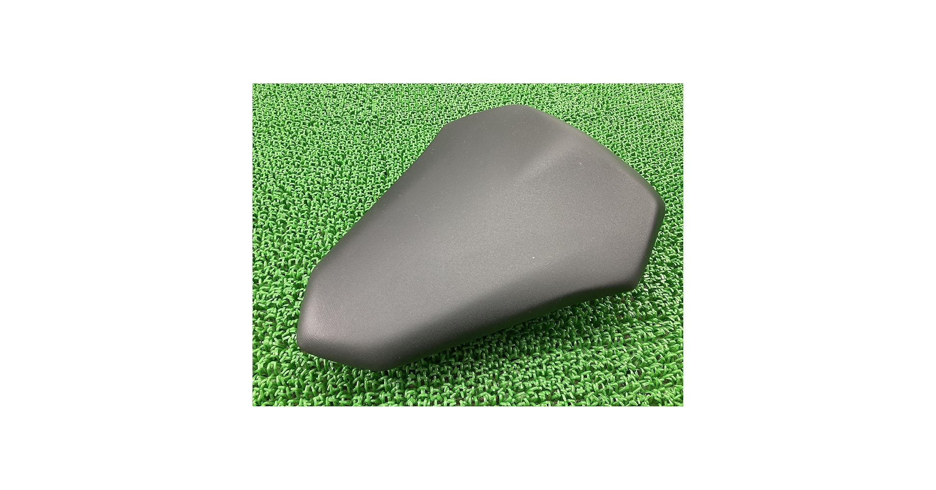 【ホンダ CBR250RR】タンデムシート 未使用品 MC51 匿名配送 Amazon | CBR250RR タンデムシート K64 MC51-1201*** ホンダ