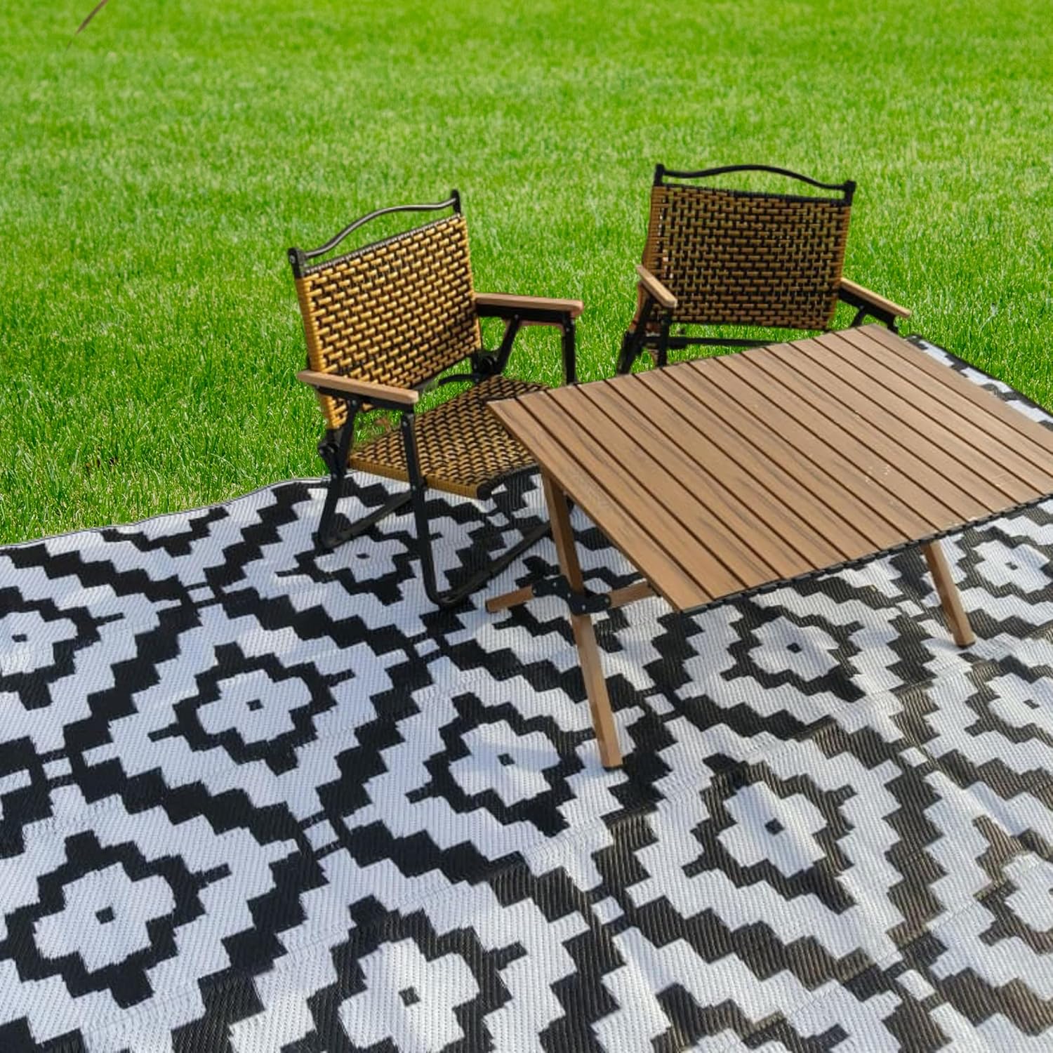 KHAIR Waterproof Outdoor Rug 9×12 Feet, Reversible Plastic Straw Rug for Patio, Garden, Porch, Deck, RV, Camping, Picnic & Backyard – Black & White (9' x 12' (Rectangular))