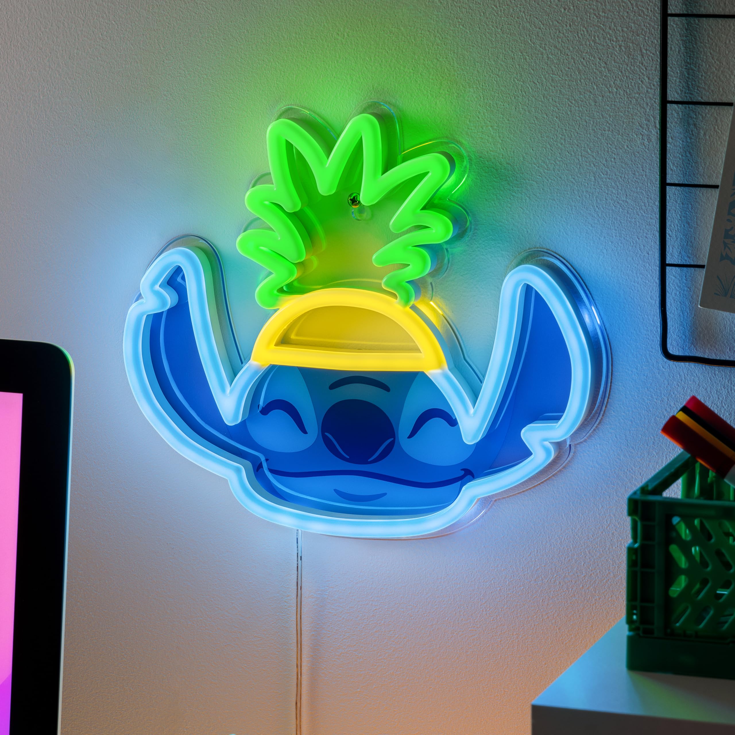 Paladone Lilo & Stitch Pineapple LED Neon Wall Light, Officially Licensed Disney Lamp with Power Cord for Home, Bedroom, Living Space, Gift for Movie Fans