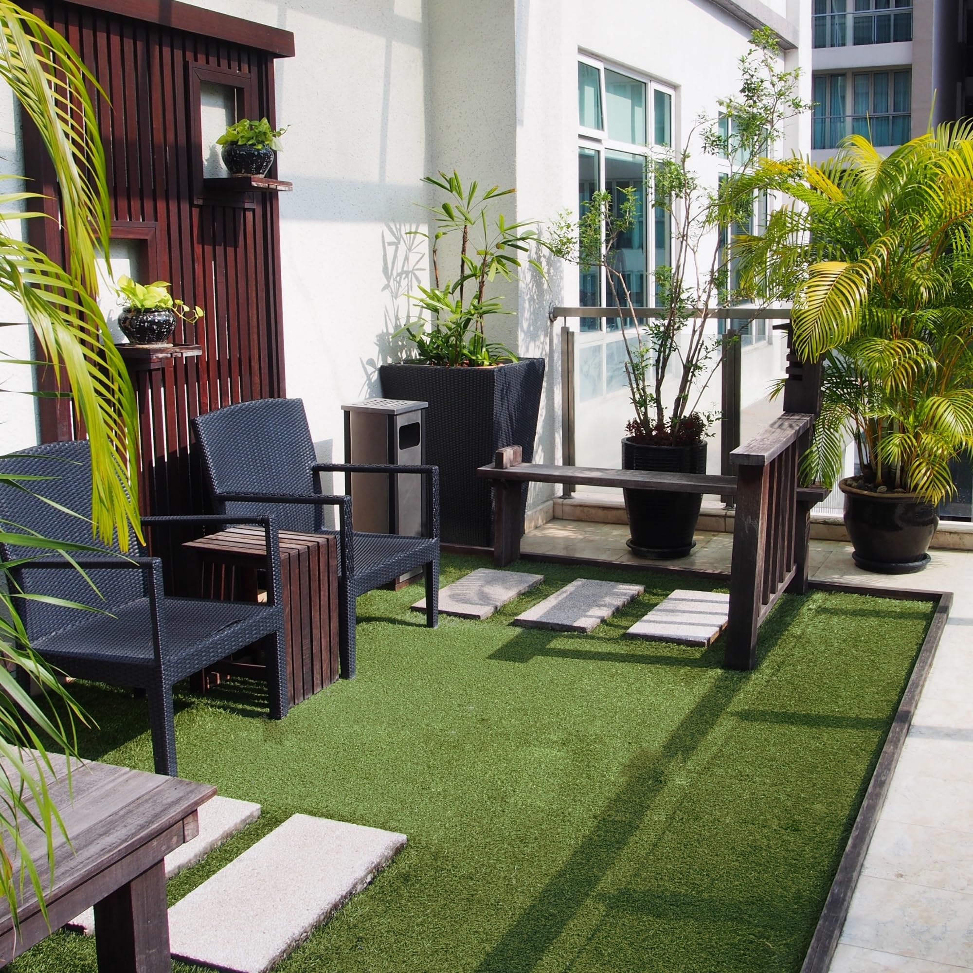 TAPISO Pure Green Prato Sintetico 6mm Rotolo Erba Sintetica Erba Finta Giardino Terrazzo Balcone Erba Artificiale 100 x 120 cm - 4