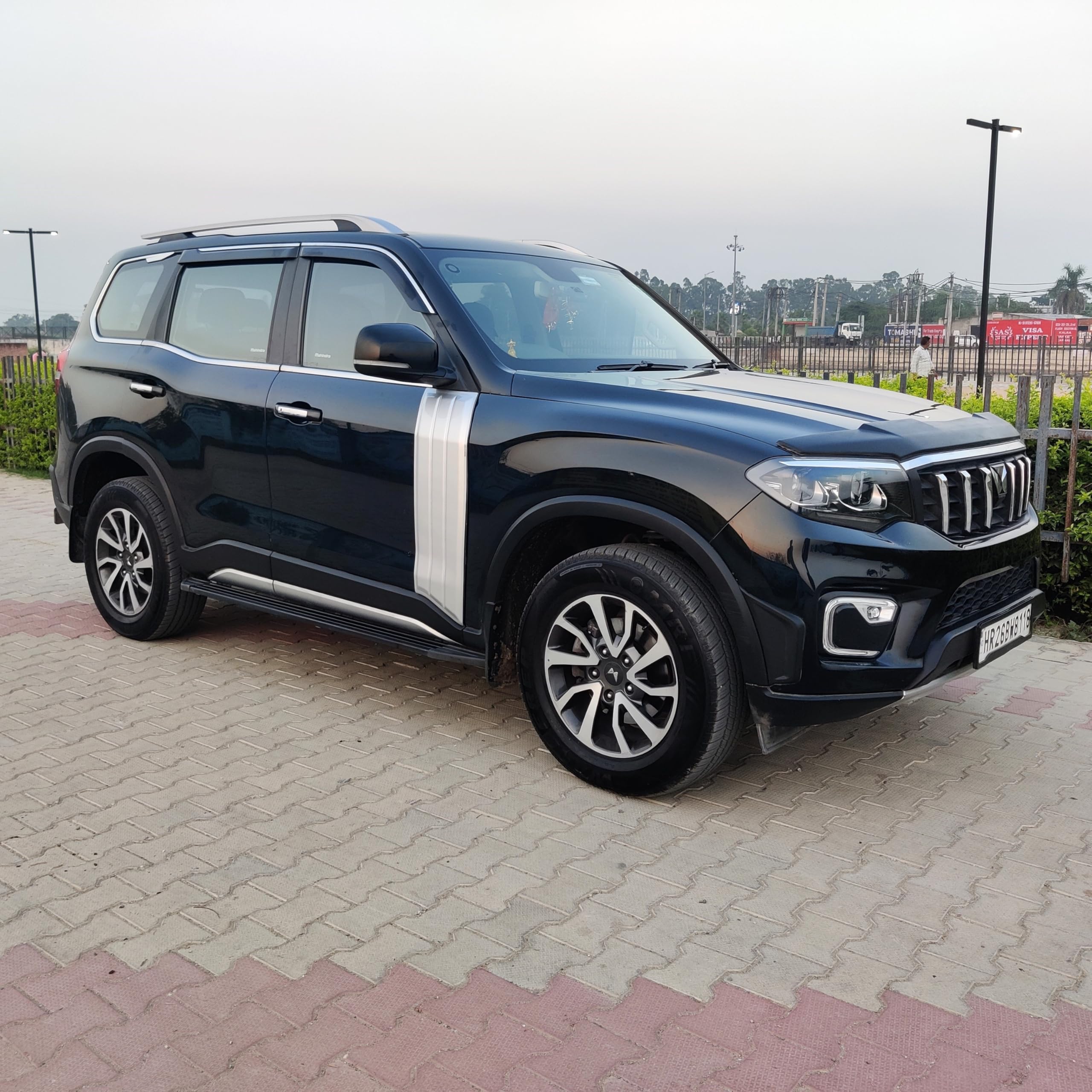 Saiga Parts DoorDrip for Mahindra Scorpion (Matte Black)