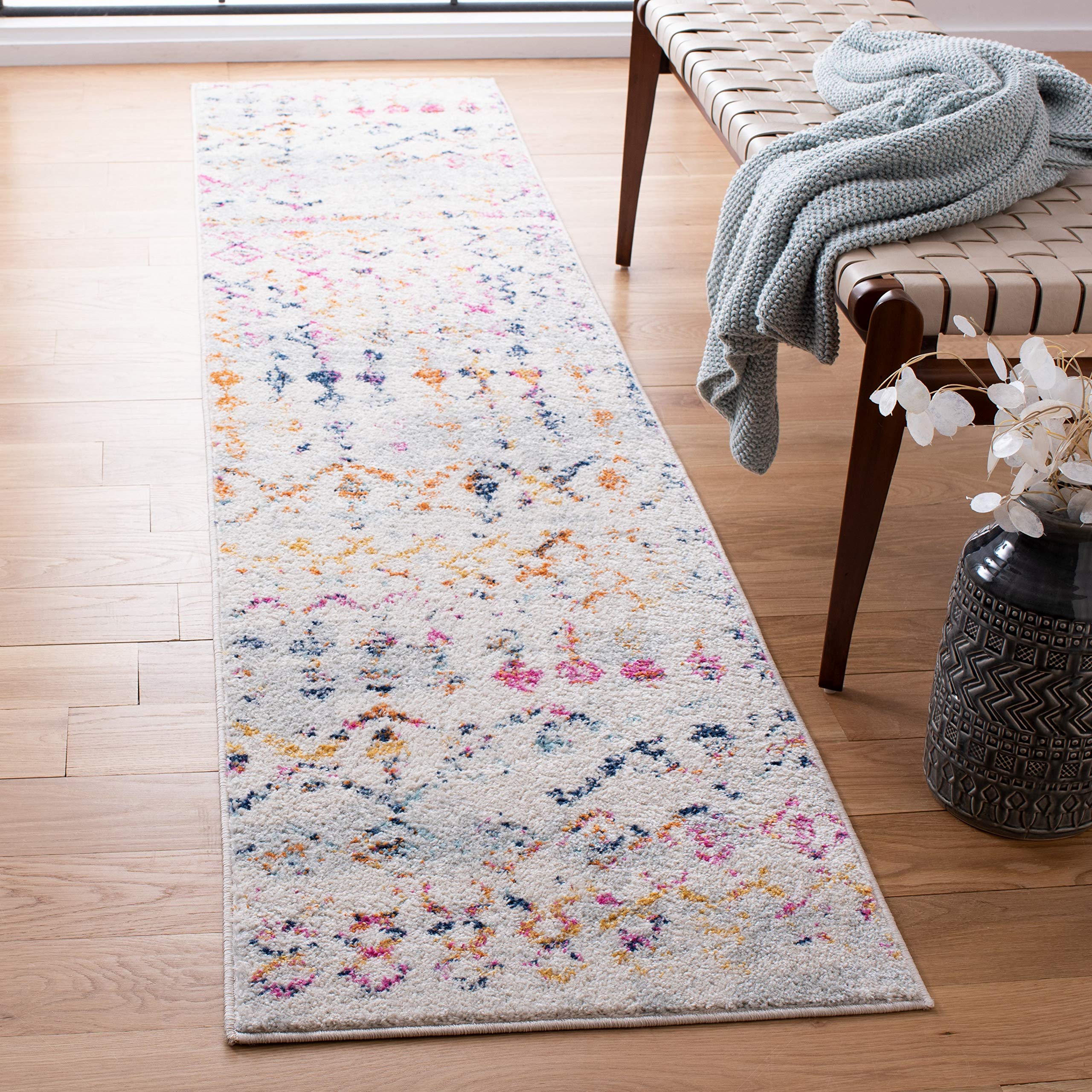 SAFAVIEH Tulum Collection Runner Rug - 2' x 9', Ivory & Gold, Moroccan Boho Distressed Design, Non-Shedding & Easy Care, Ideal for High Traffic Areas in Living Room, Bedroom (TUL240F)