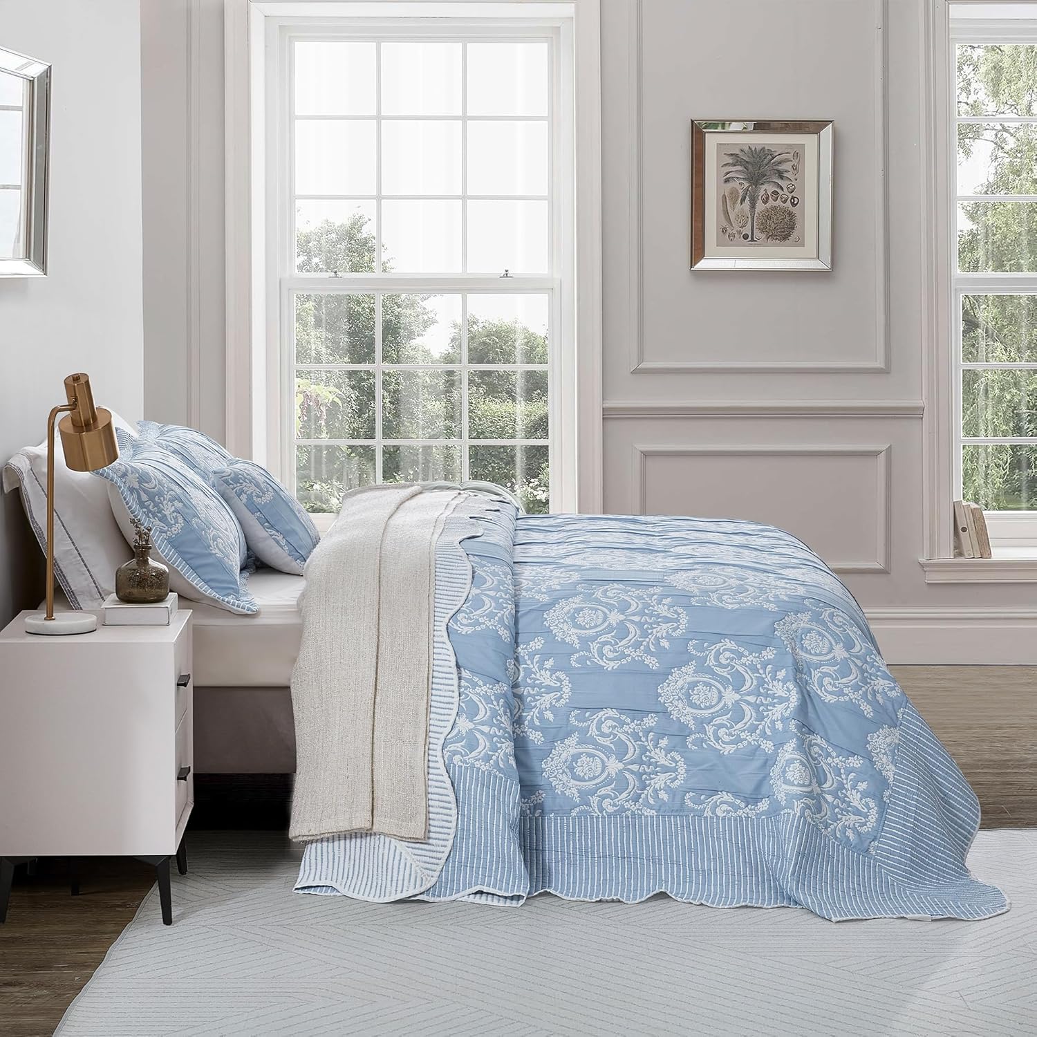 HZ & HY Oversized King Bedspread, Jacquard Matelasse Damask Pattern Design, Lightweight, Reversible, 5 Piece, 100% Microfiber, Wathet Blue