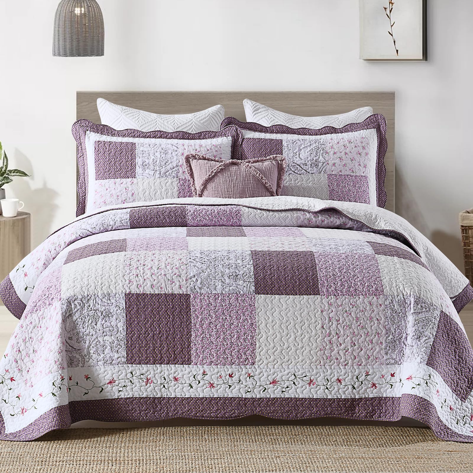 Queen Size Quilt, 100% Cotton Patchwork Quilt Set, Purple and White Flora Plaid Bedspread Coverlet, Lightweight Farmhouse Bedding Set 3 Pieces with 2 Pillow Shams
