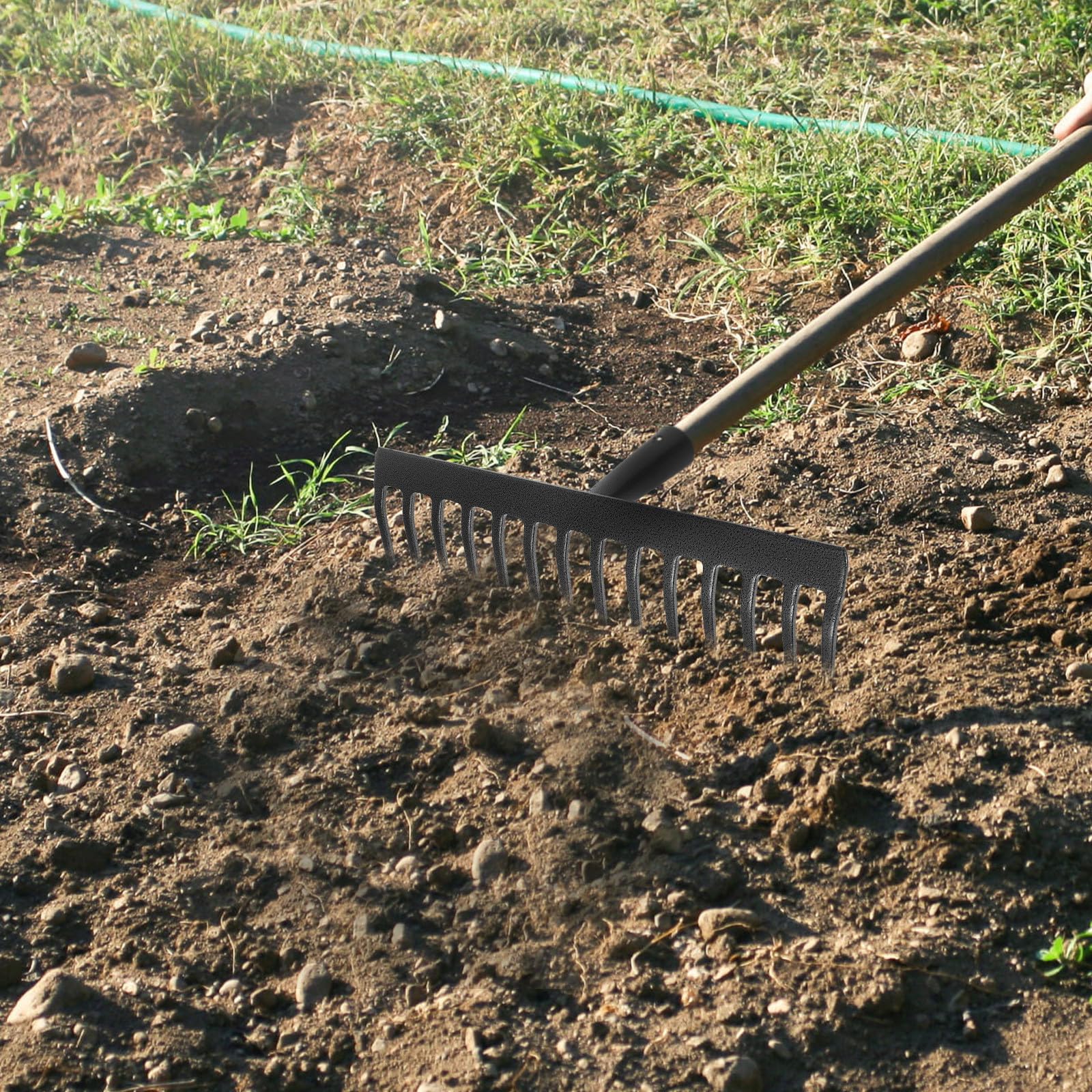Tête de râteau Robuste en métal à 9 Dents pour l'agriculture et Le Jardinage, râteau de Jardin en Acier résistant, idéal pour ameublir la Terre et tondre la pelouse, Conception renforcée.