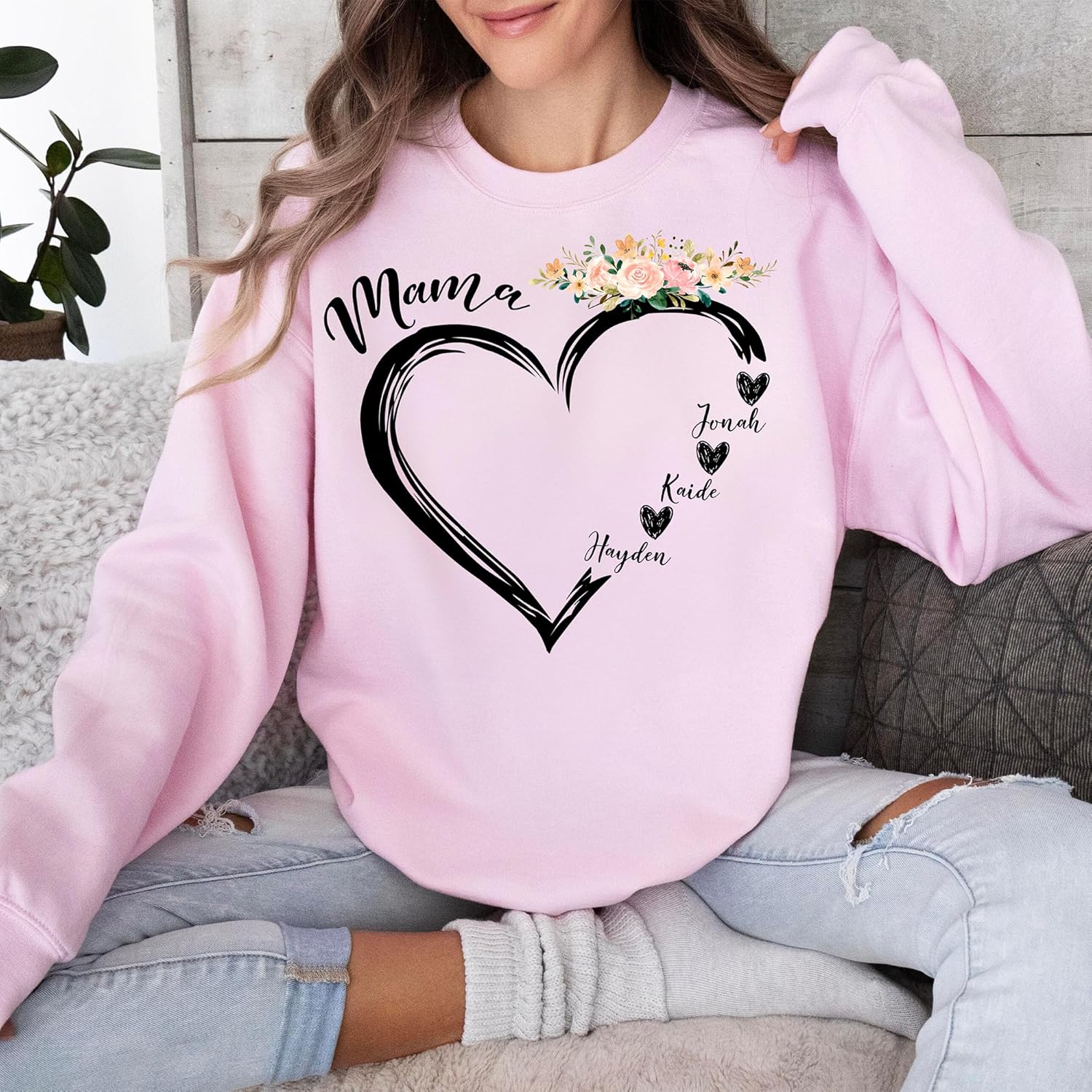 LIISE Custom Nickname Heart Floral Design with Kid's Names Sweatshirt, Gifts for Grandma, Mom on Christmas, Mother's Day - Image 2