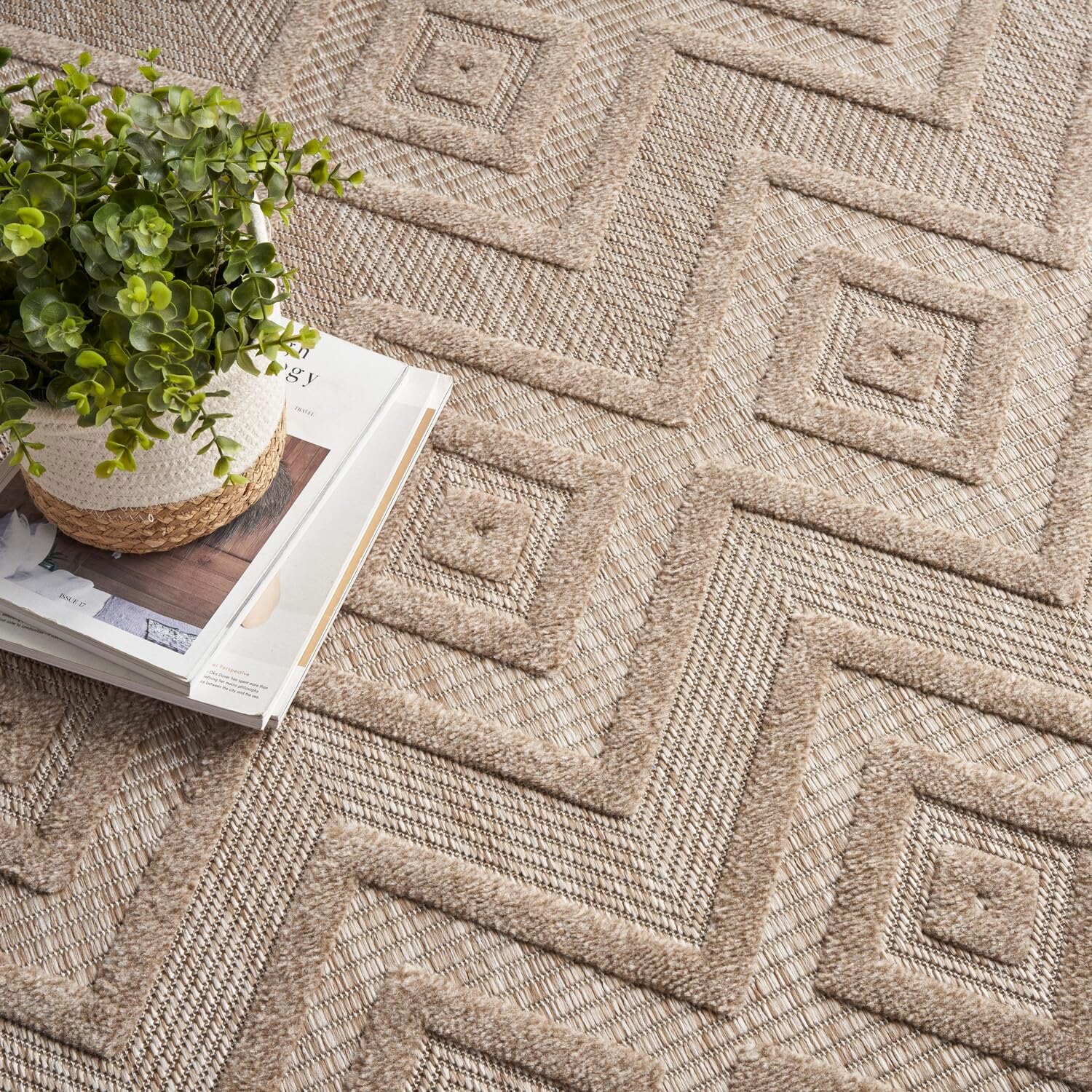 Natural Beige Diamond Flatweave 8' x 10' Indoor Outdoor Rug
